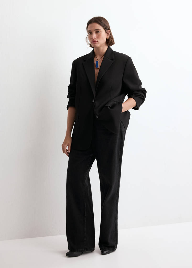 Straight jacket with flap pockets — Black