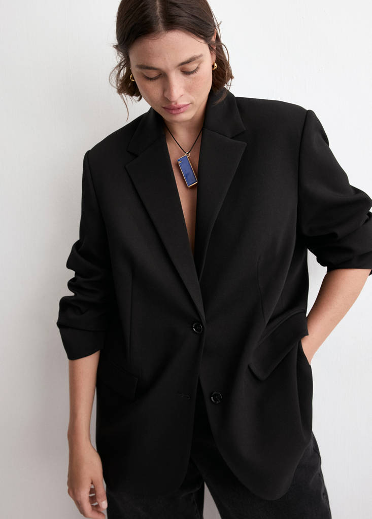 Straight jacket with flap pockets — Black