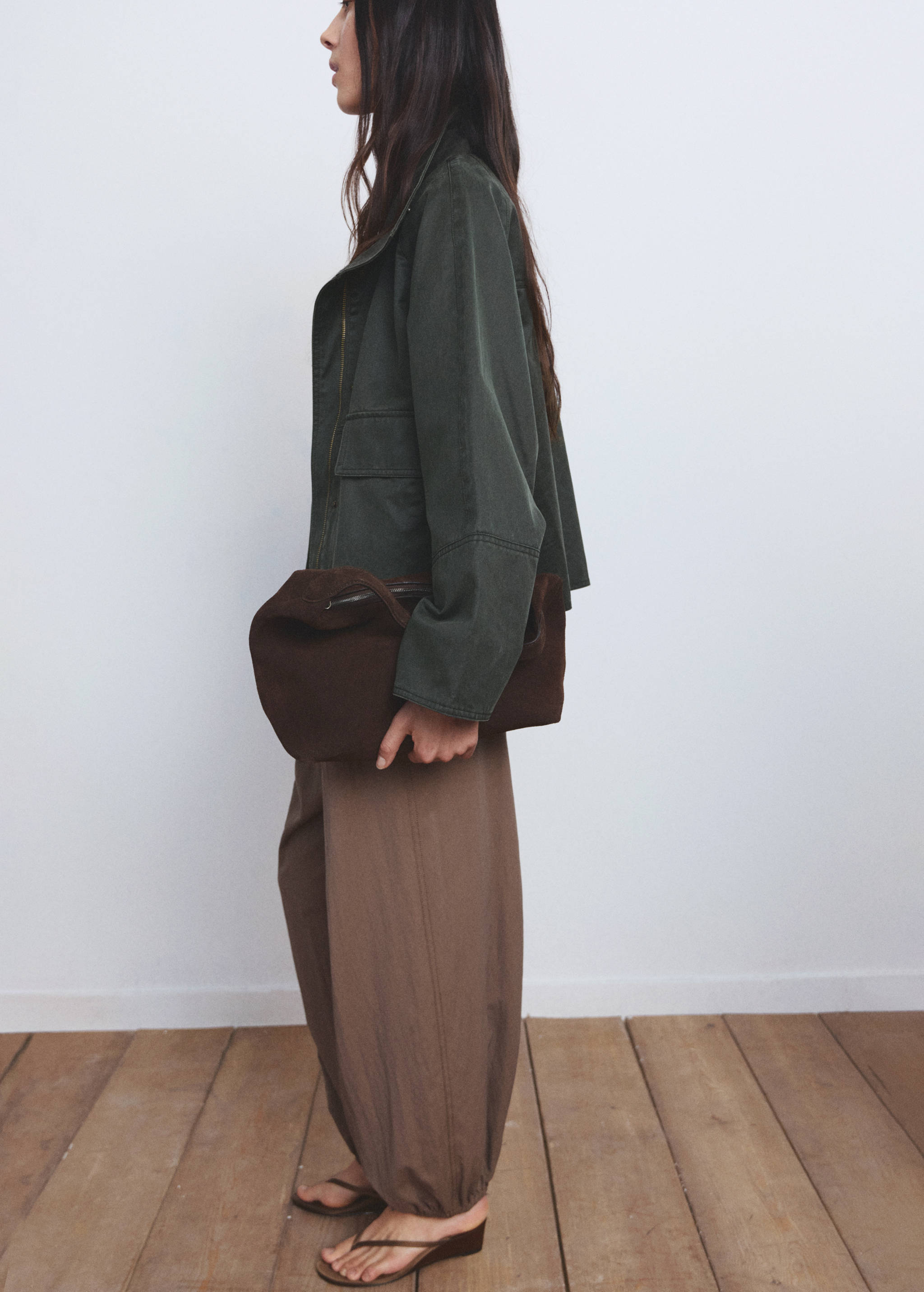 Funnel neck parka with pockets - Details of the article 2