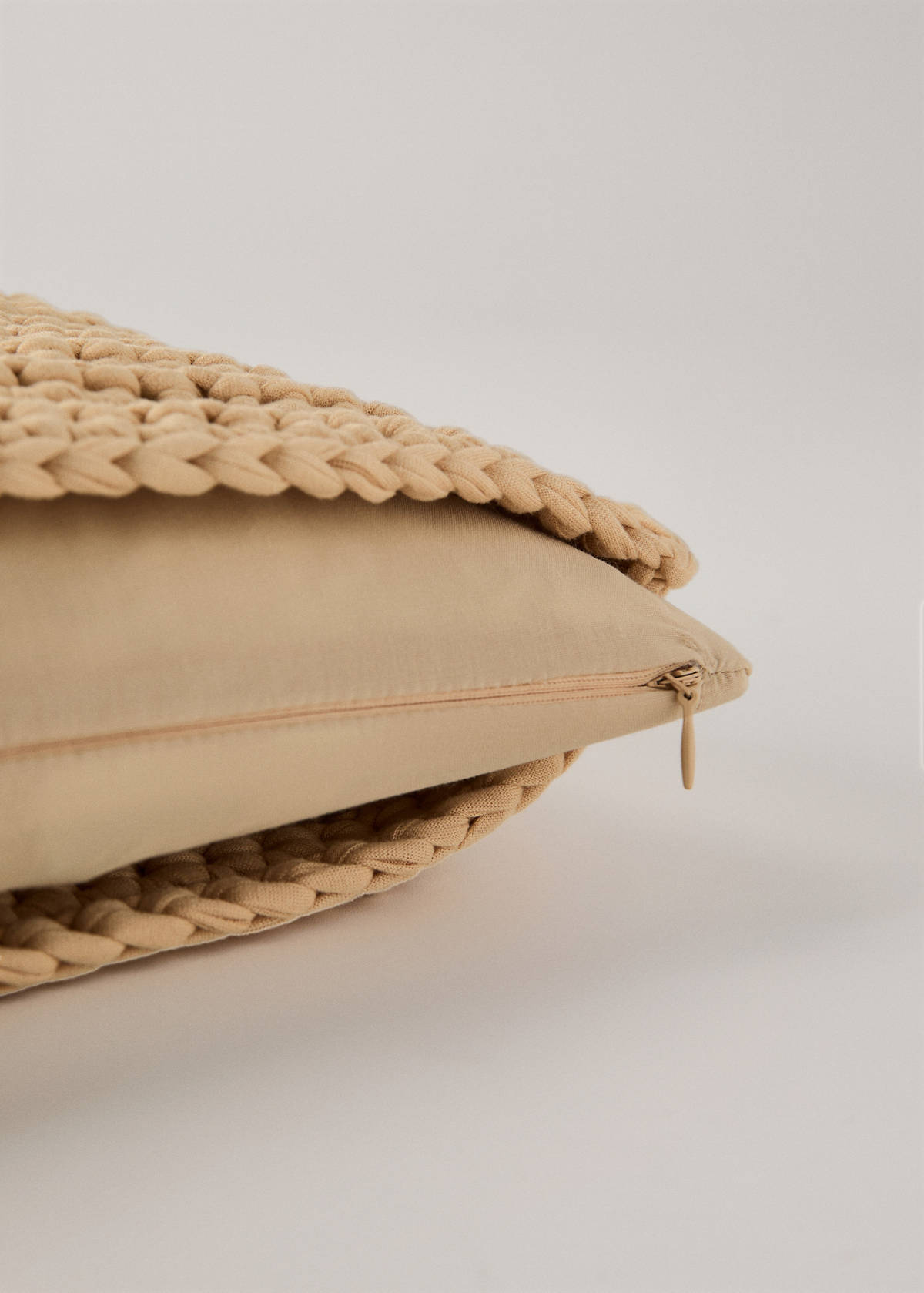 Crochet cushion cover 30x50cm — Beige