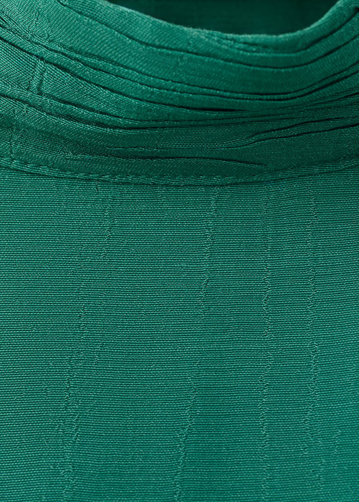 Open-back halter blouse — Green