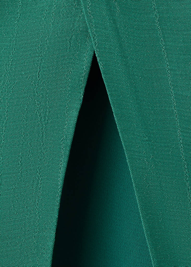 Open-back halter blouse — Green