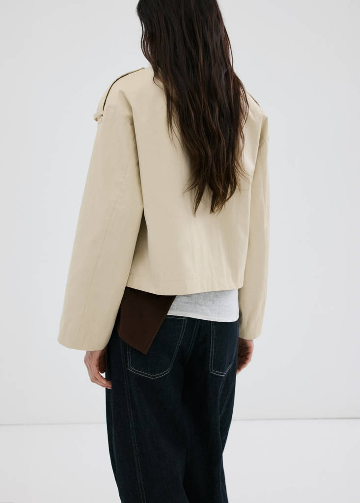 Funnel neck cropped trench coat — Beige