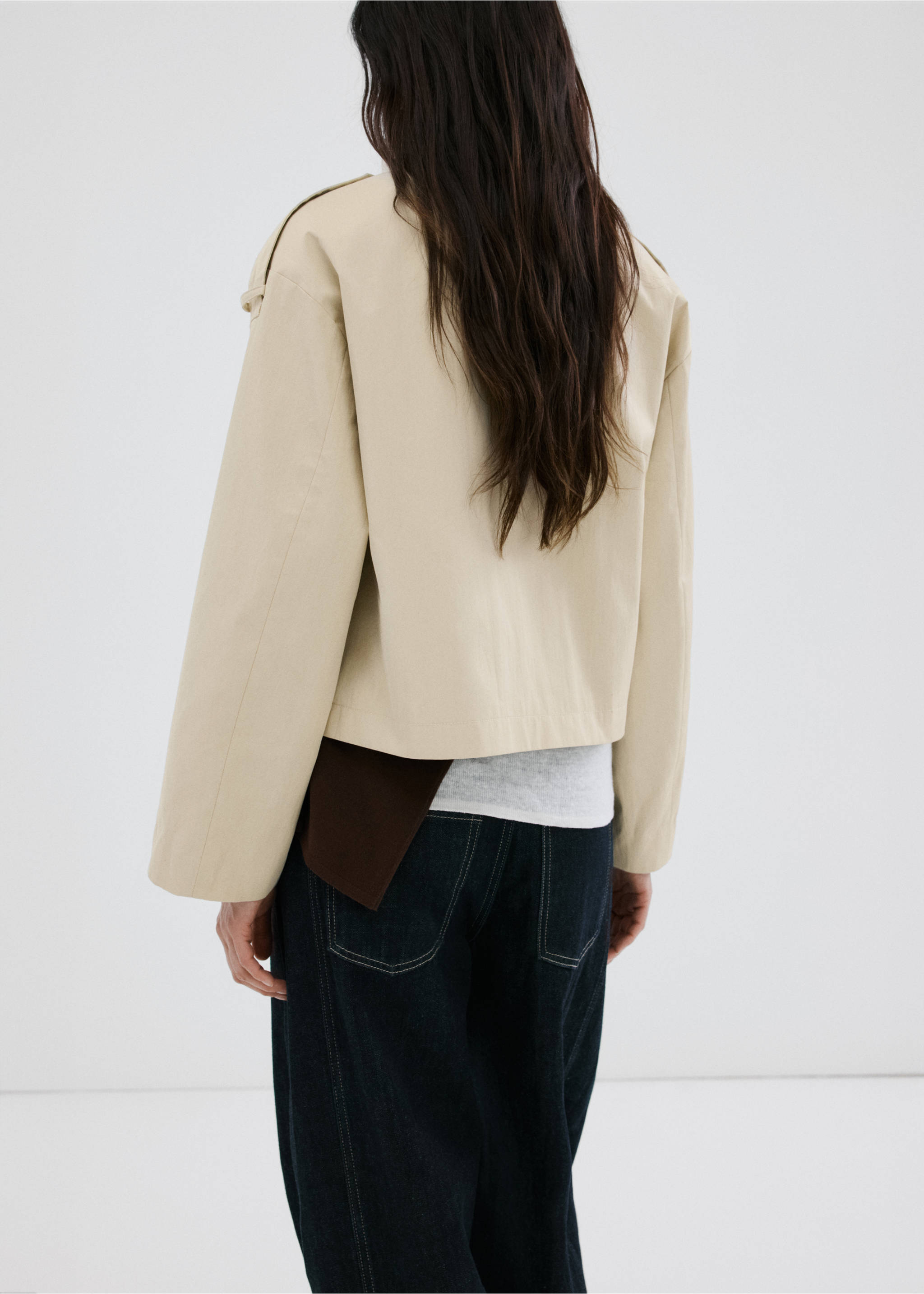 Trench crop col cheminée - Verso de l’article, Beige. Ref: 27095814-00.