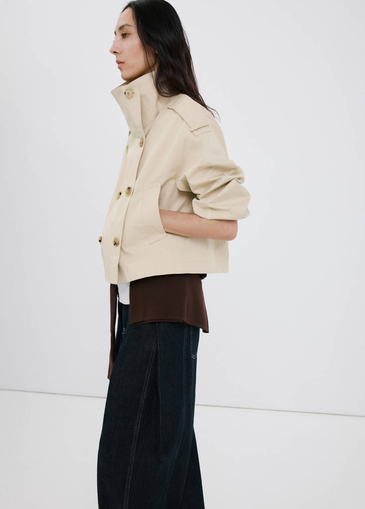 Funnel neck cropped trench coat — Beige
