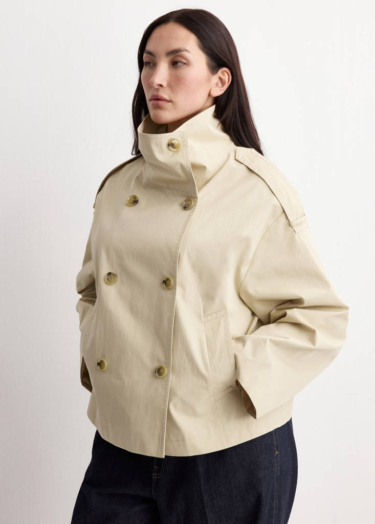 Funnel neck cropped trench coat — Beige