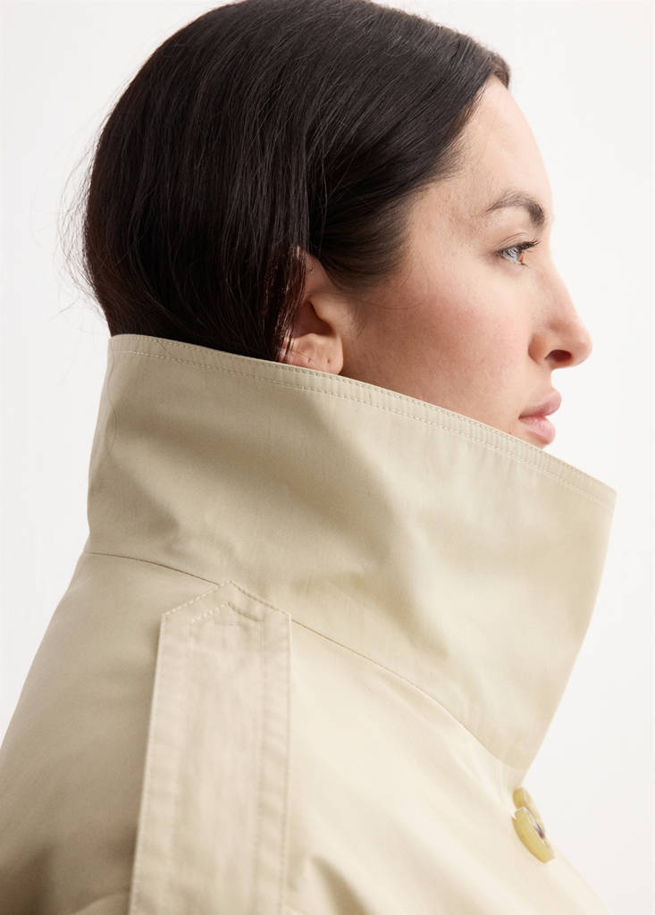 Funnel neck cropped trench coat — Beige