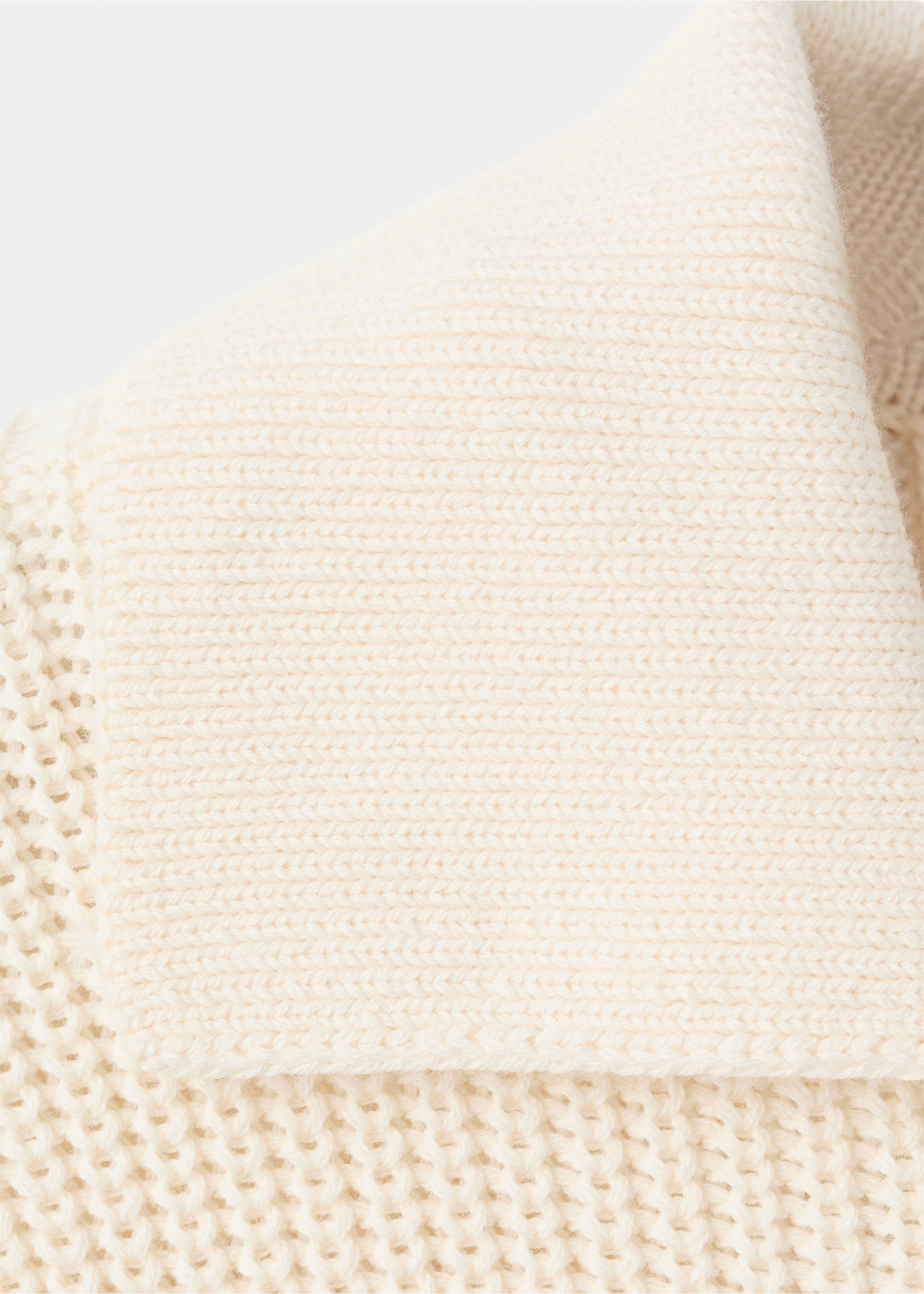 Knitted buttoned jacket - Details of the article 0, Ecru. Ref: 27095823-00.