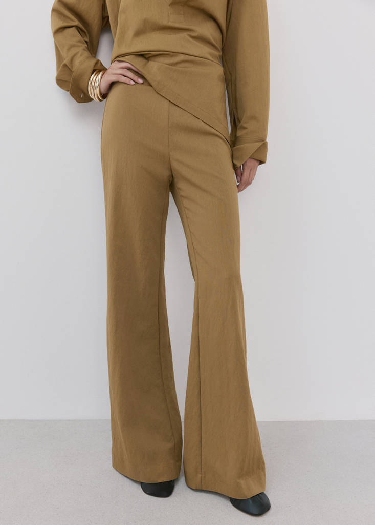 Straight mid-rise pants