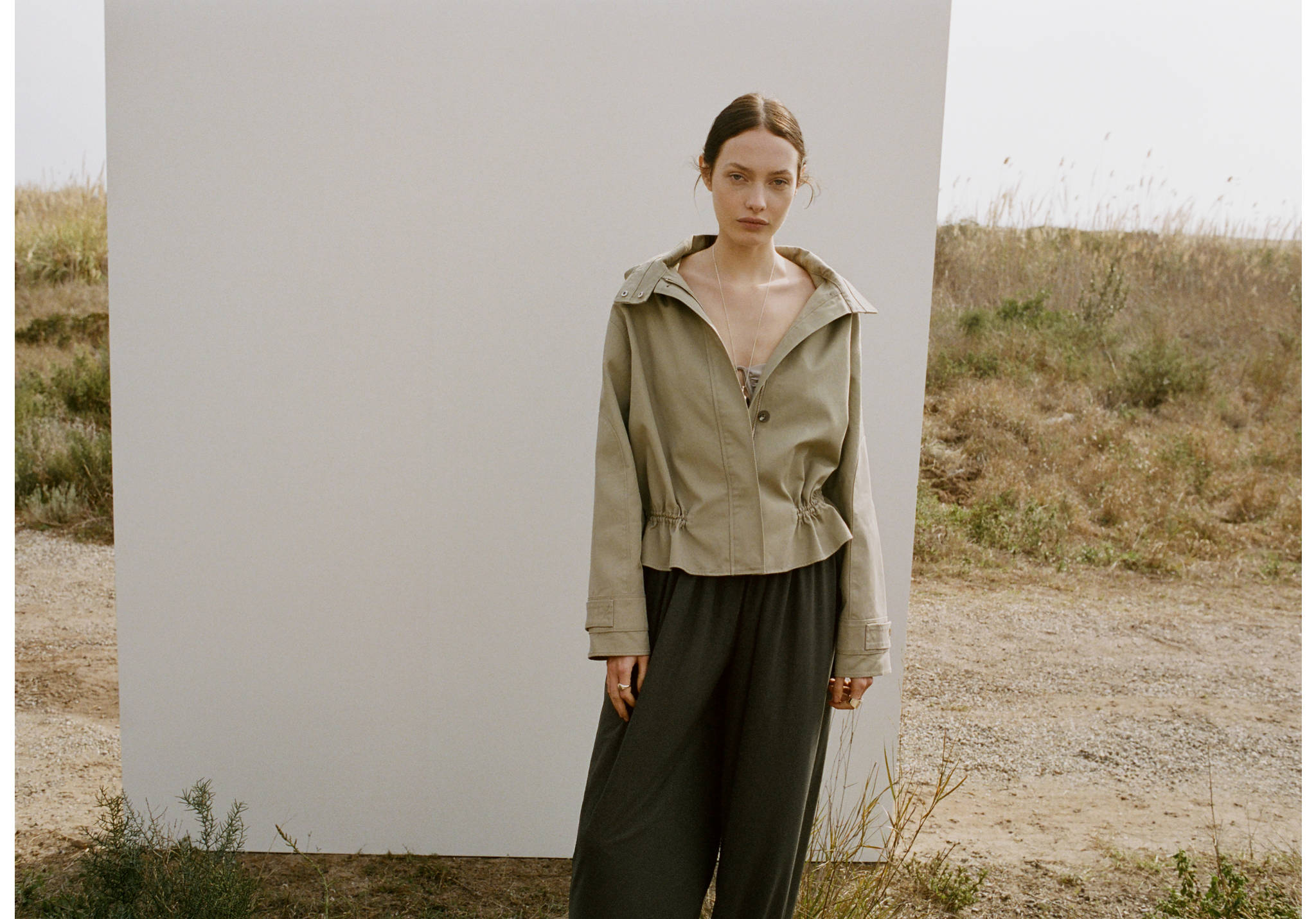 بنطلون بومباتشو بخصر متوسط - رؤية بانورامية