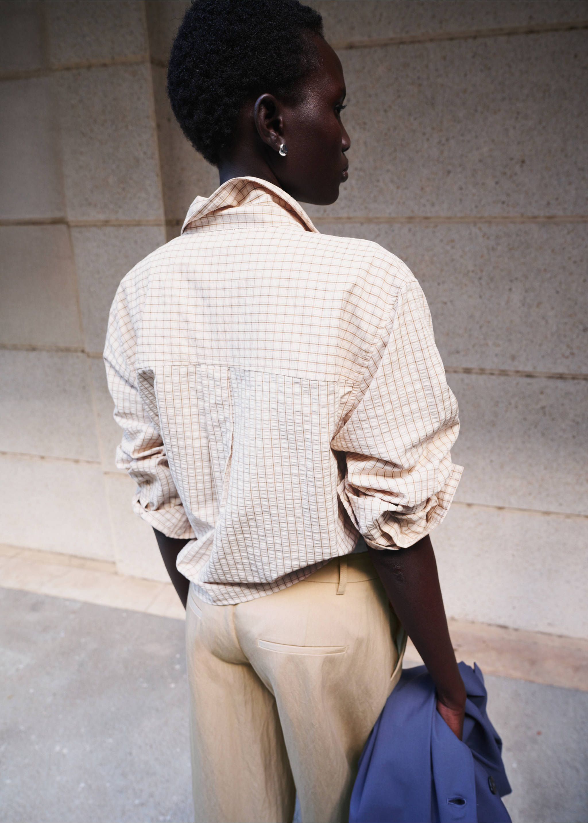 Straight checkered shirt - Reverse of the article, Brown. Ref: 27095837-00.