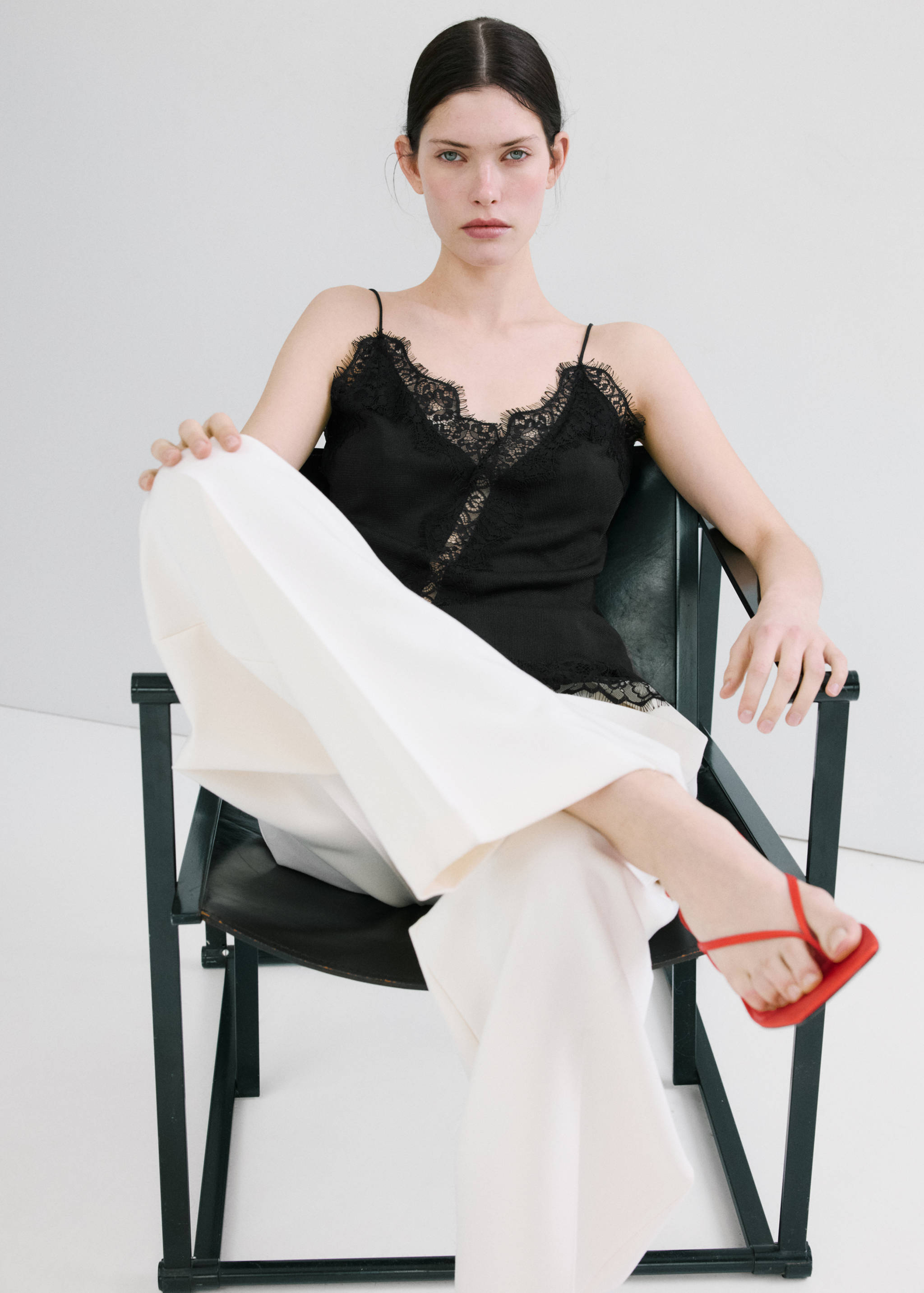 Asymmetric lace camisole top - Details of the article 2