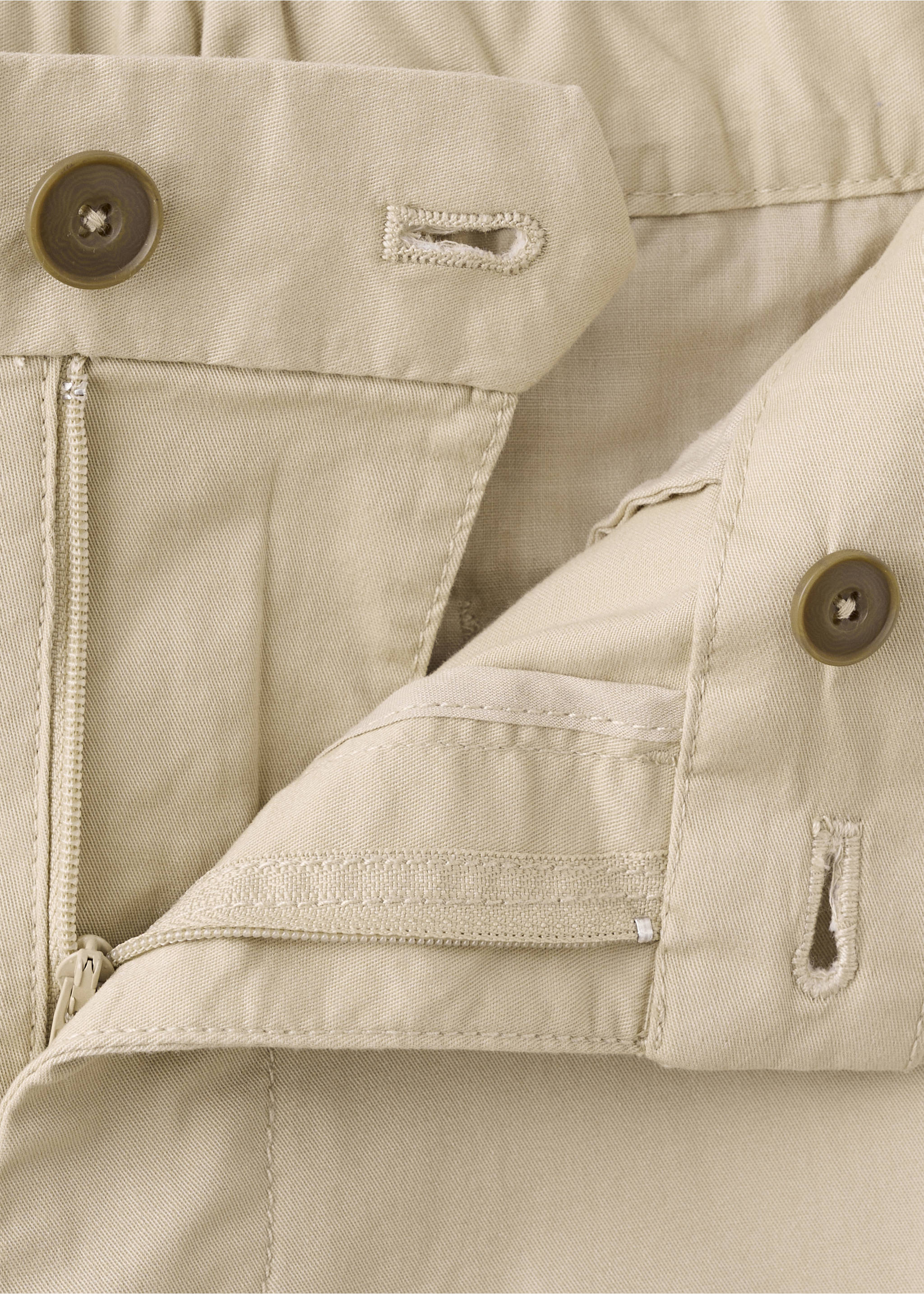 Slim-fit chino cotton bermuda shorts - Details of the article 0, Beige. Ref: 27095929-00.