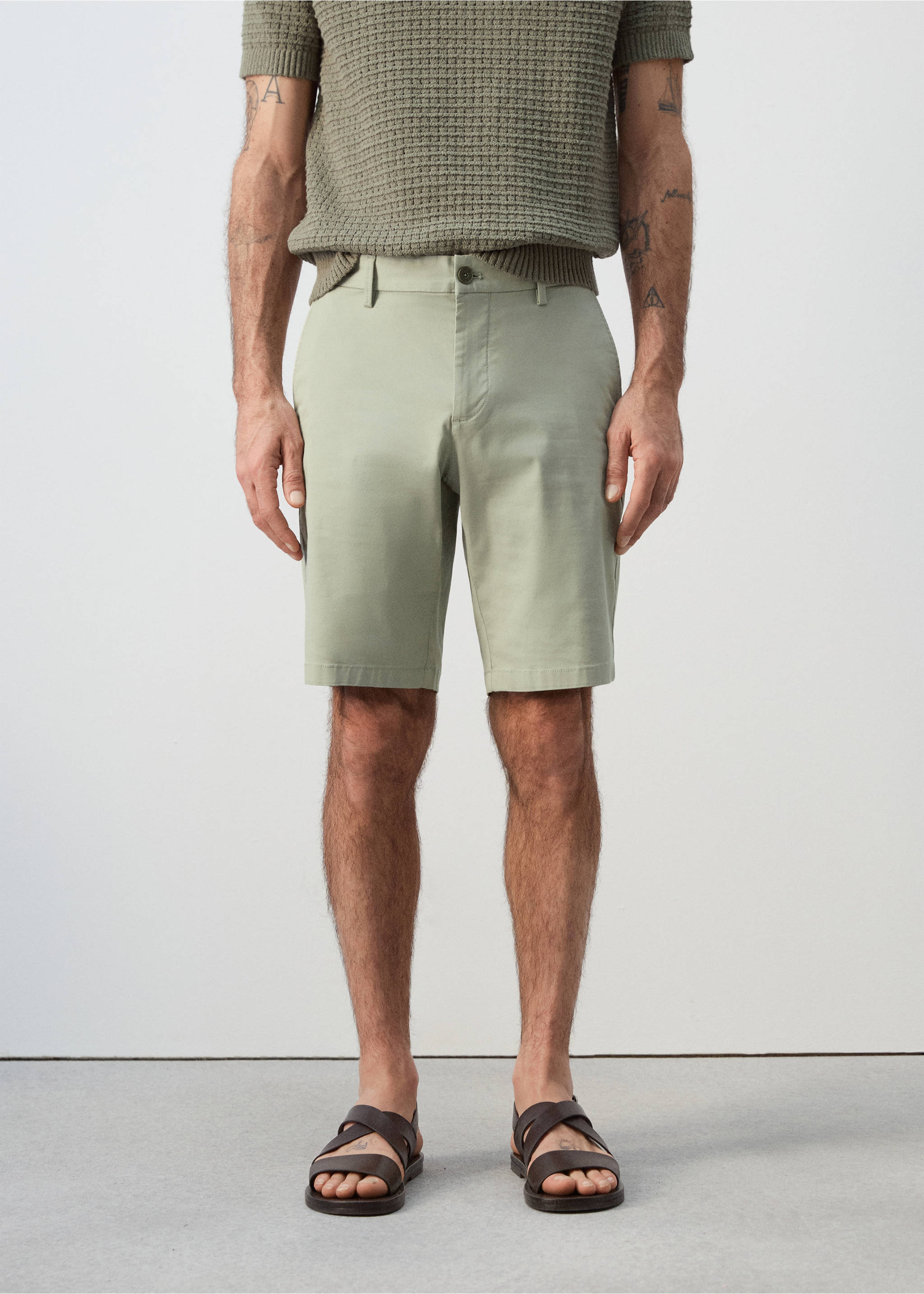 Slim-fit chino cotton bermuda shorts - Medium plane, Mint Green. Ref: 27095929-00.
