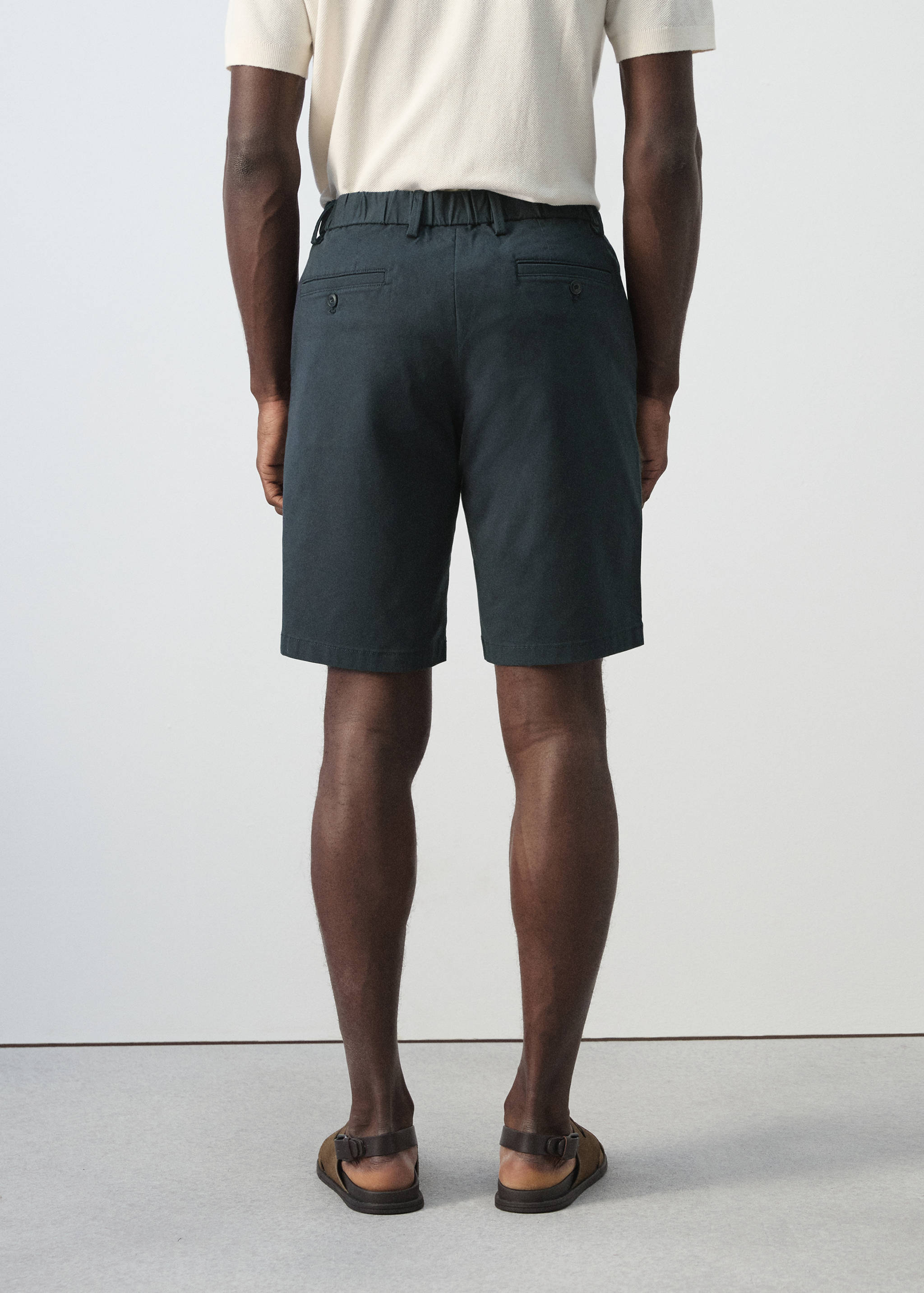 Slim-fit chino cotton bermuda shorts - Reverse of the article