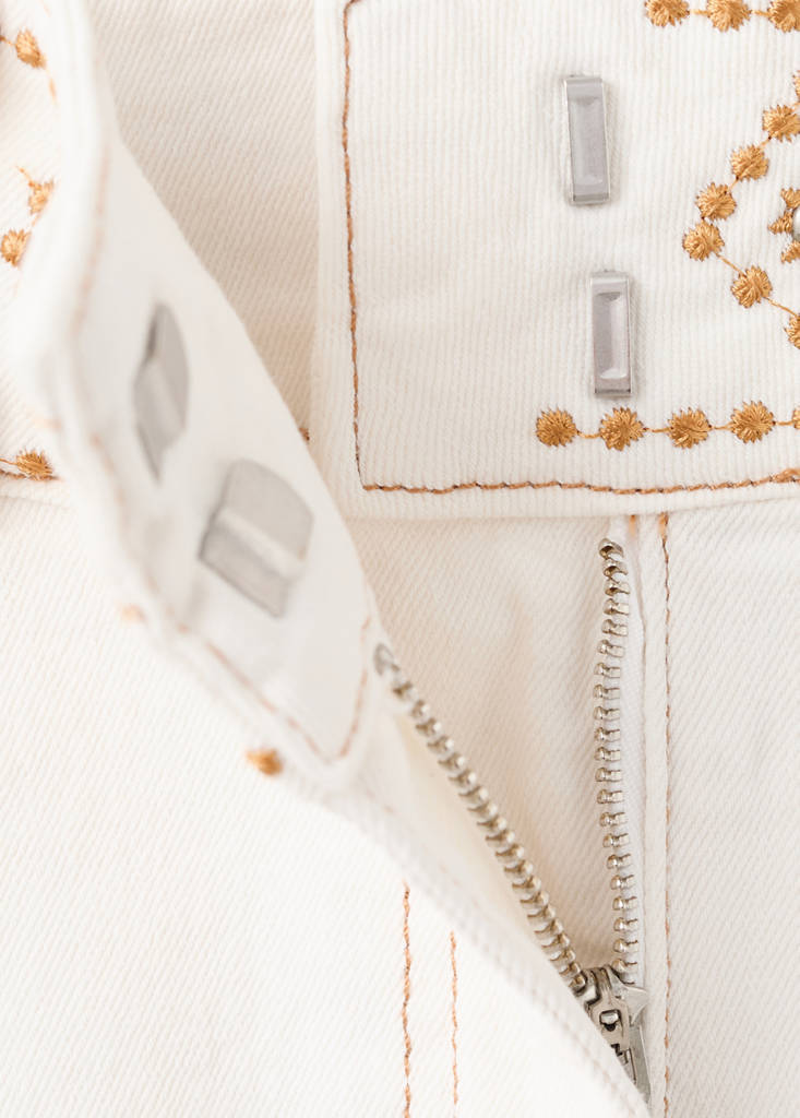 Short skirt with embroidered waist — Off White