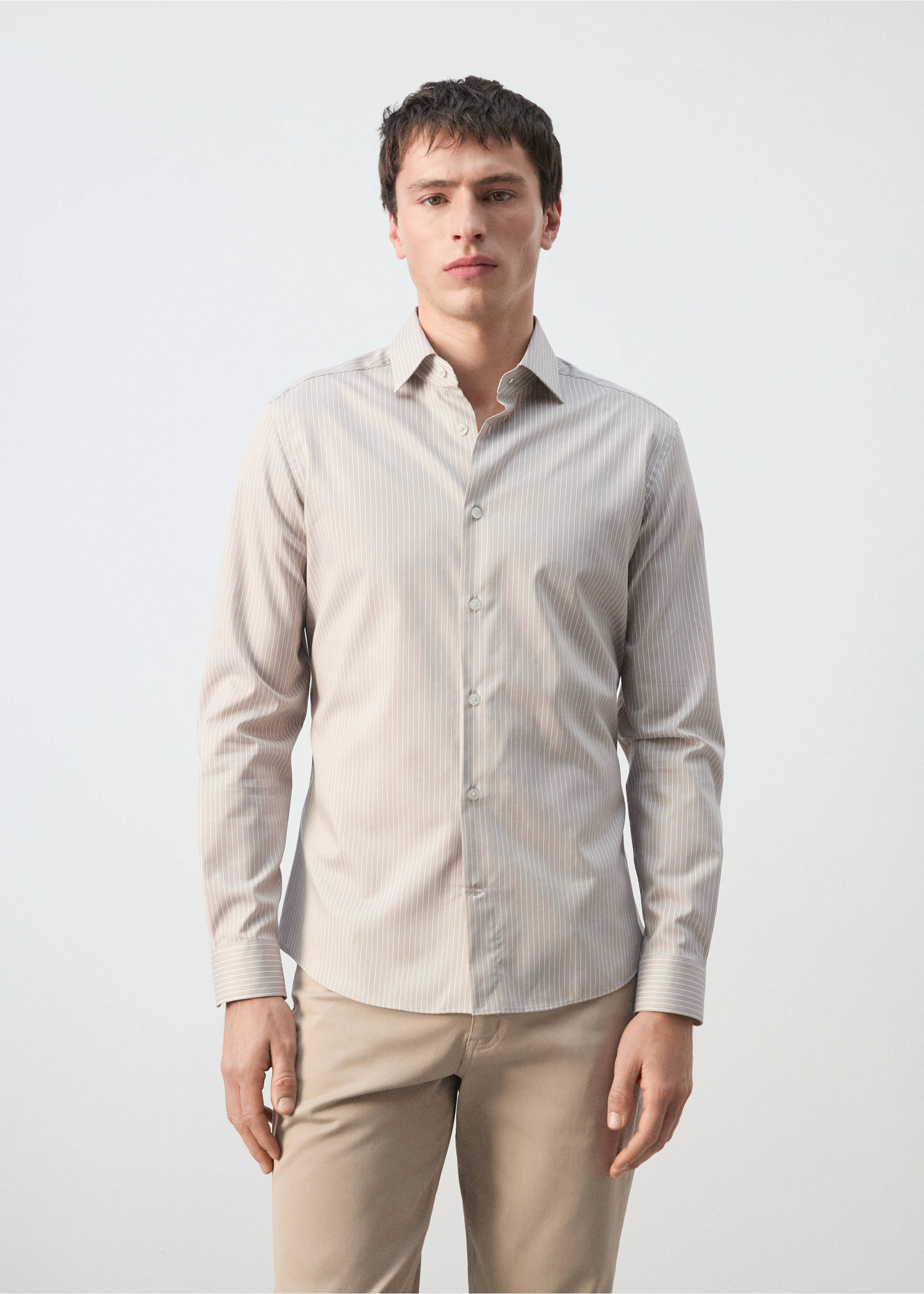 Camisa slim fit algodón rayas - Plano medio, Arena. Ref: 27095934-00.