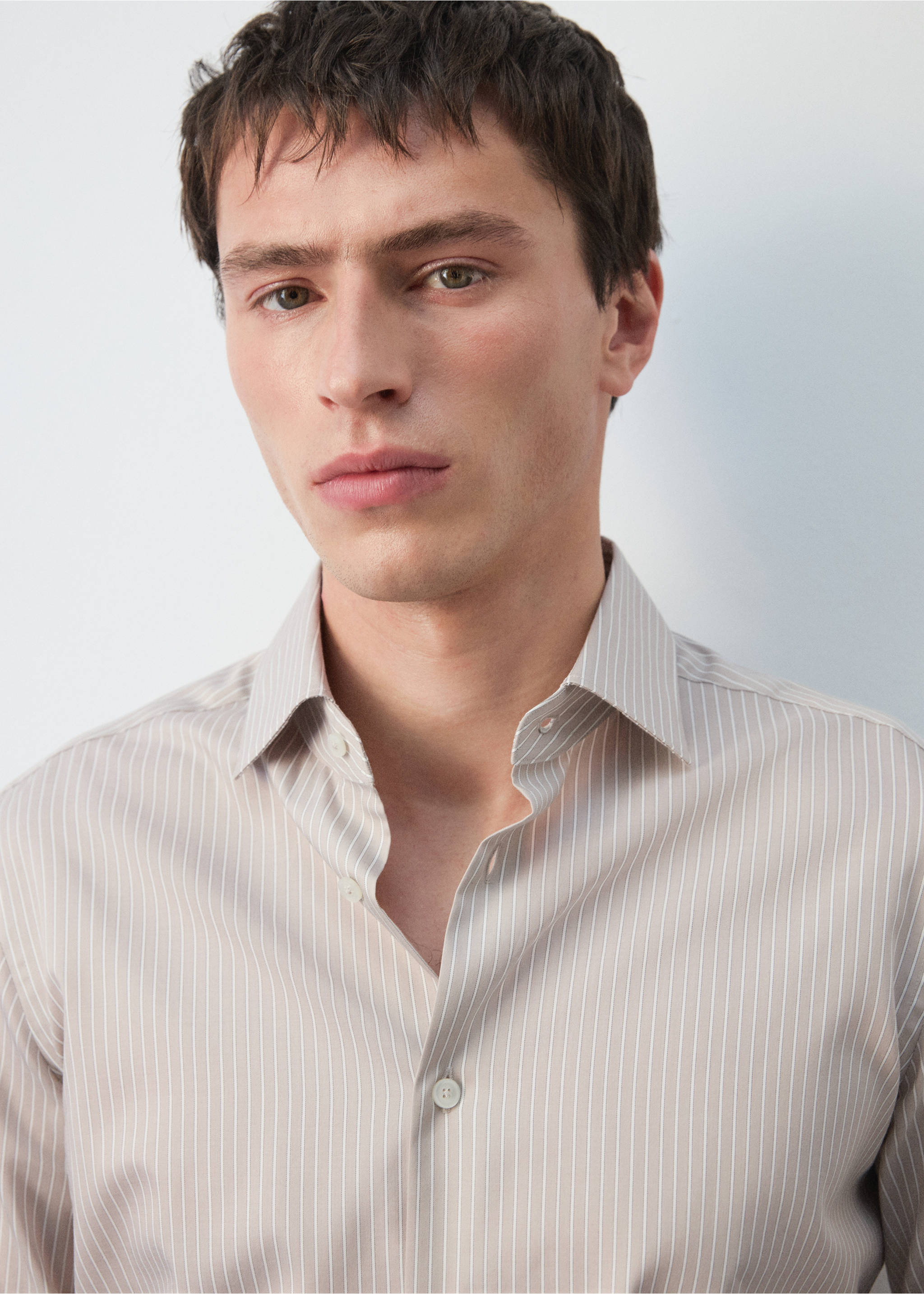 Camisa slim fit algodón rayas - Detalle del artículo 1, Arena. Ref: 27095934-00.