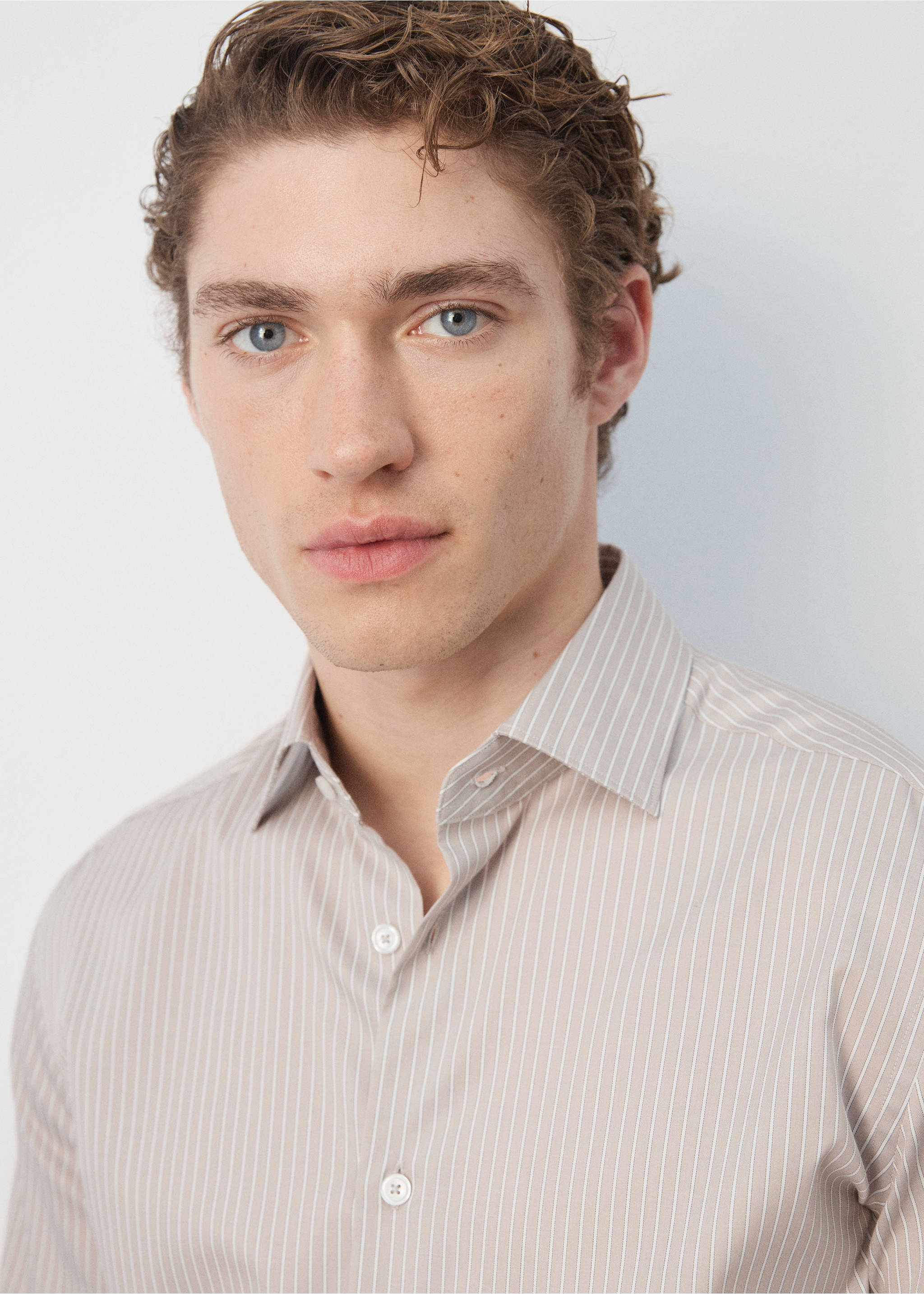 Slim fit striped cotton shirt - Details of the article 1, Sand. Ref: 27095934-01.