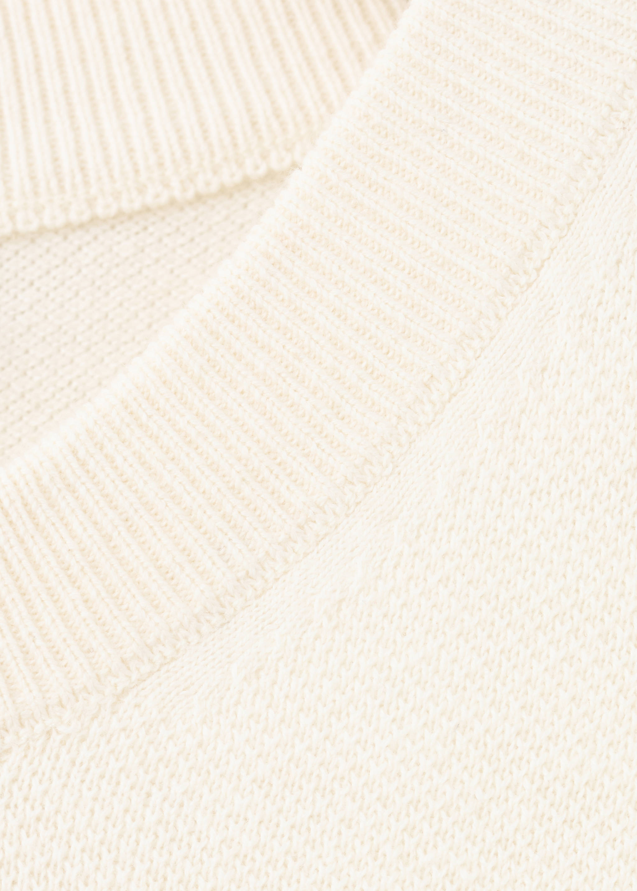 Хлопковая футболка из тонкого трикотажа - Деталь изделия 0