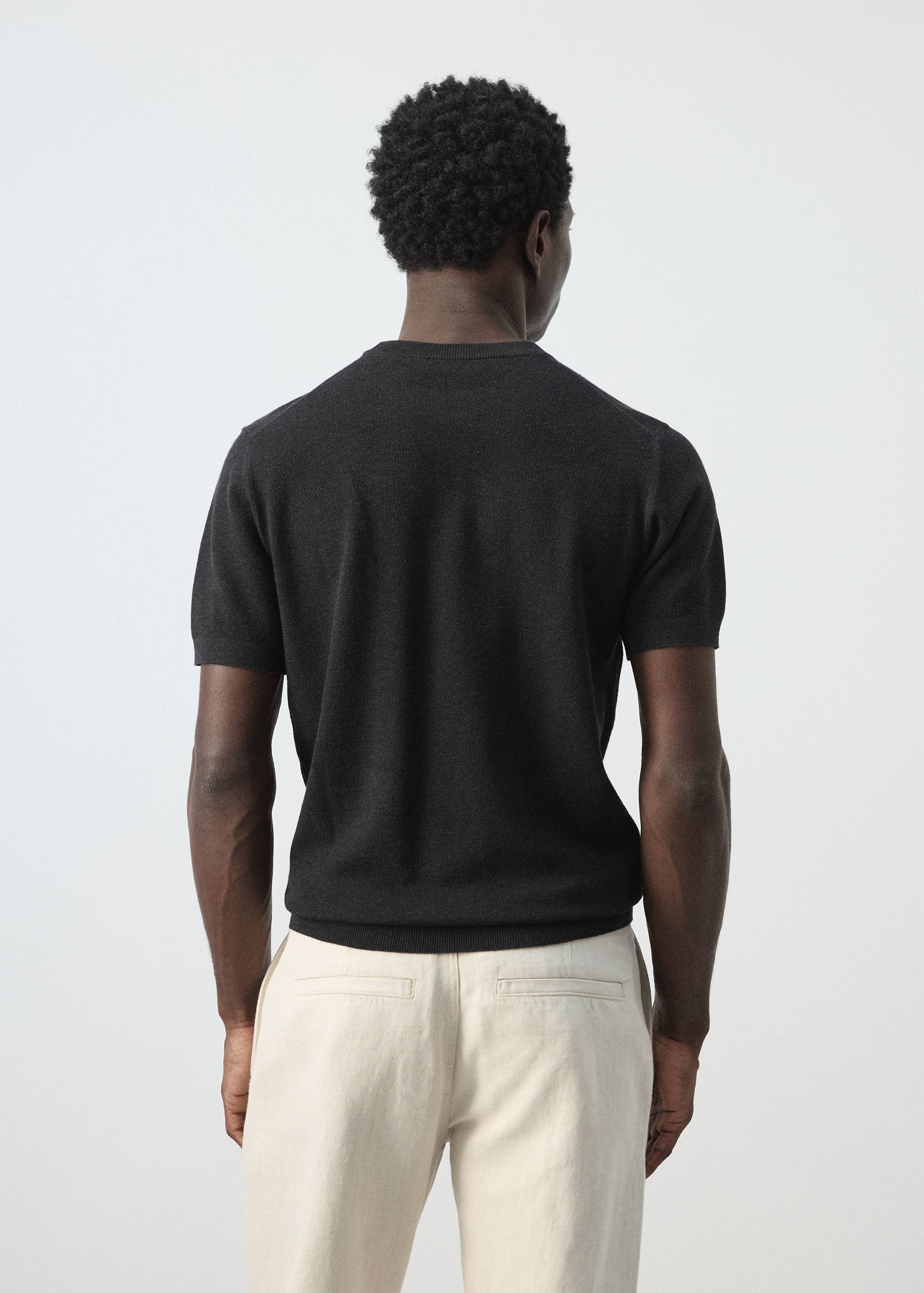 Fijngebreid katoenen T-shirt - Achterkant van het artikel