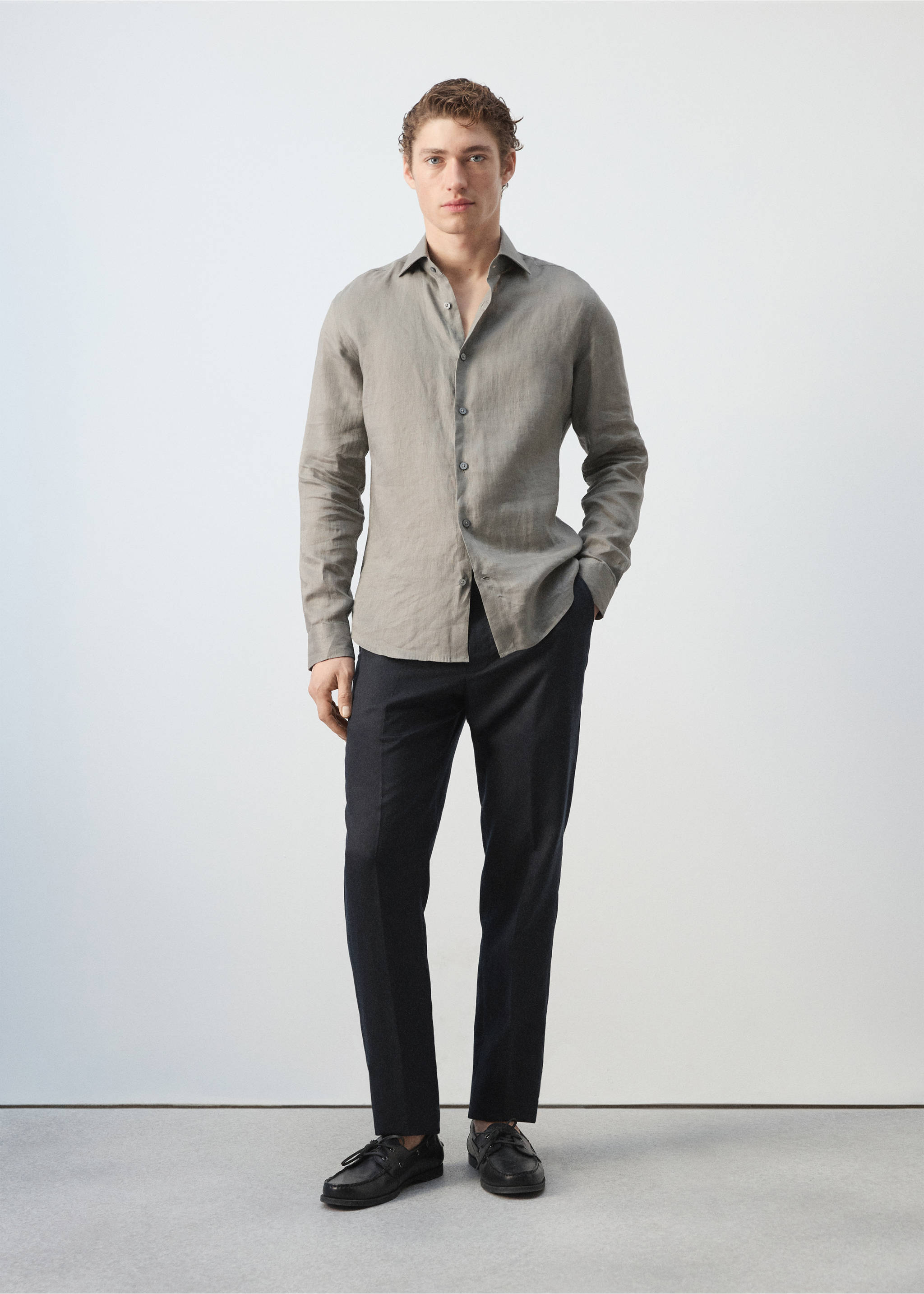 Camisa slim fit 100% lli - Pla general, Marró mitjà. Ref: 27095947-02.