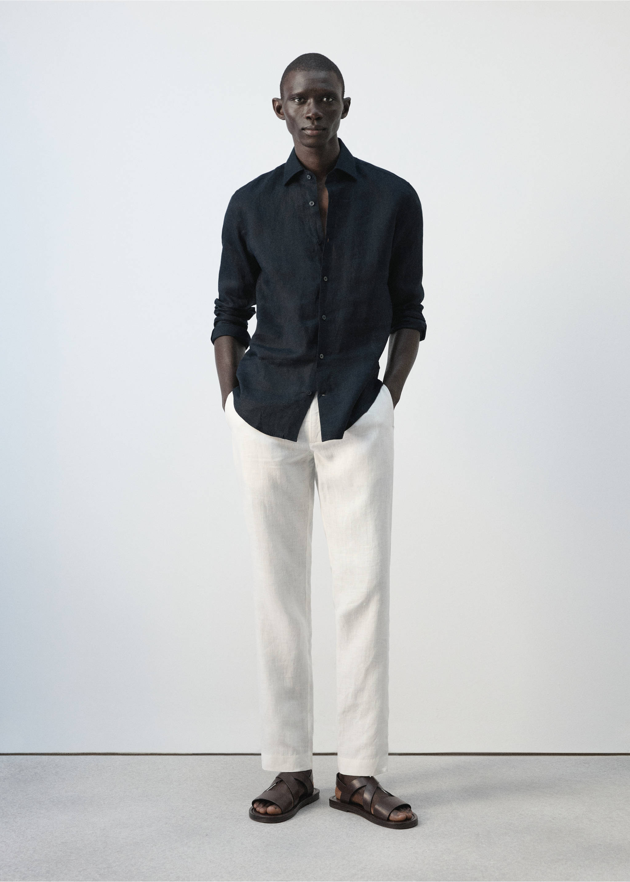 Camisa slim fit 100% lino - Plano general, Azul marino. Ref: 27095947-00.