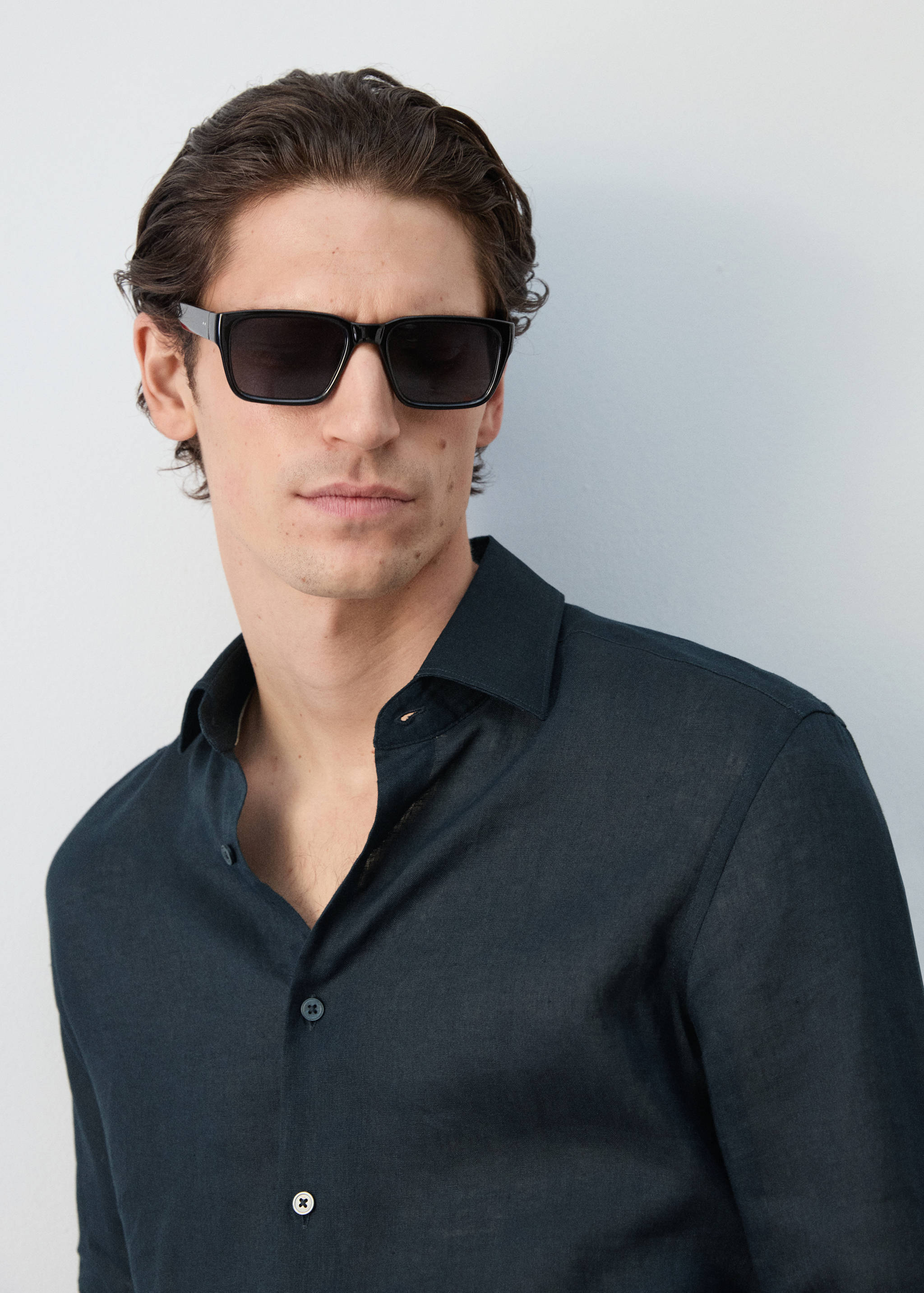 Chemise slim-fit 100 % lin - Verso de l’article