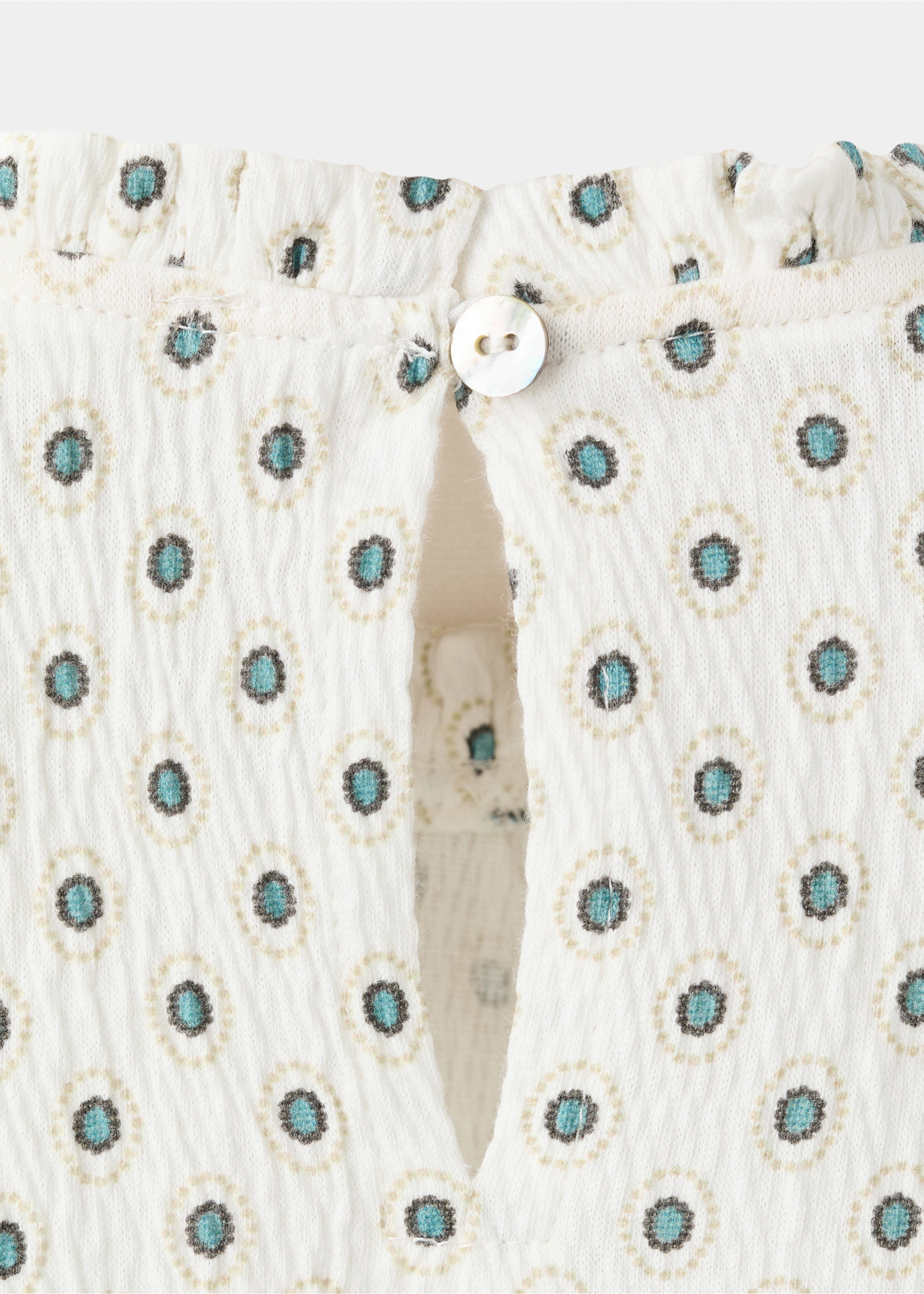 Printed top - Details of the article 8, Off White. Ref: 27095991-00.