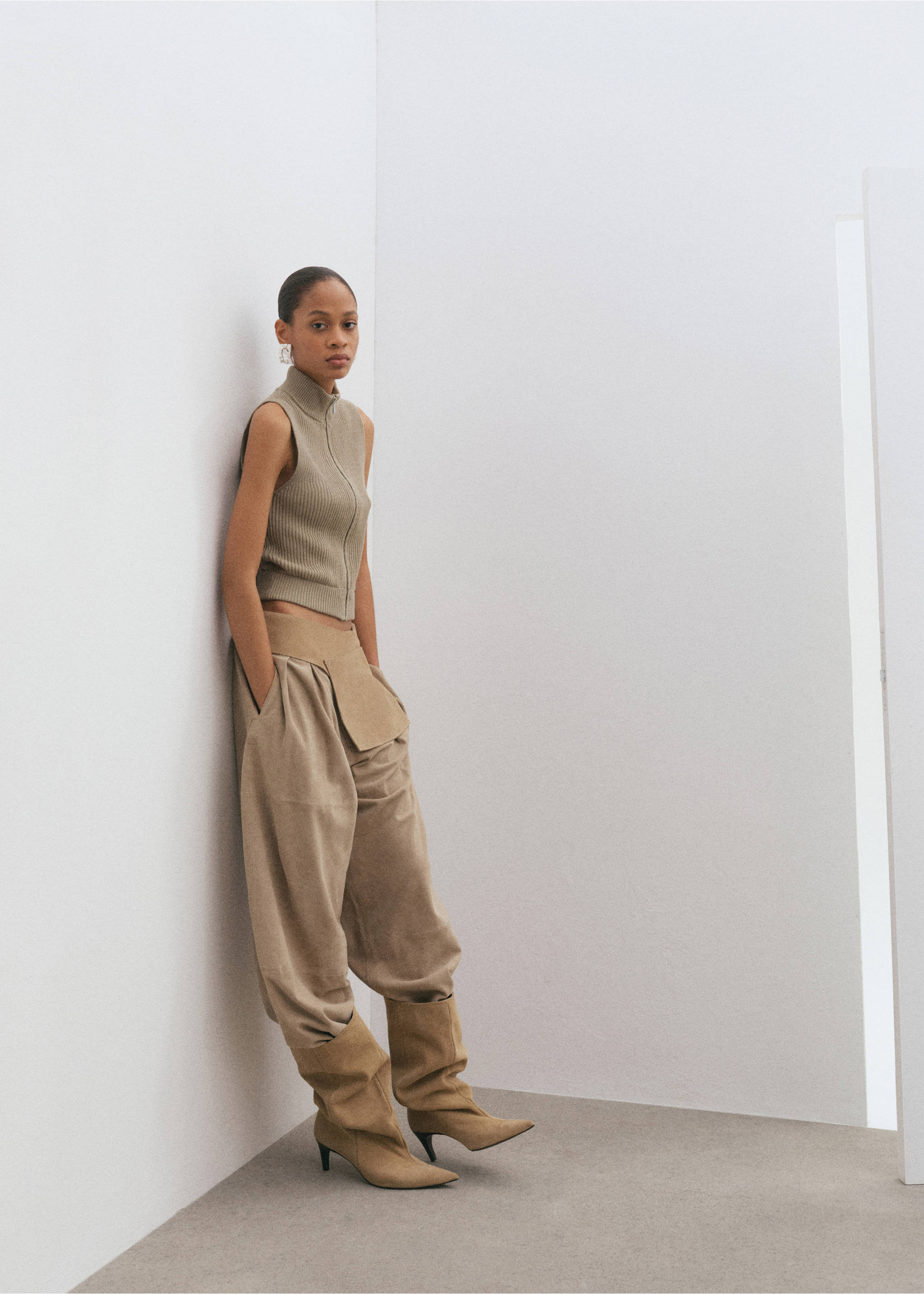 Bottines daim à fronces - Plan général, Sable. Ref: 27095993-00.