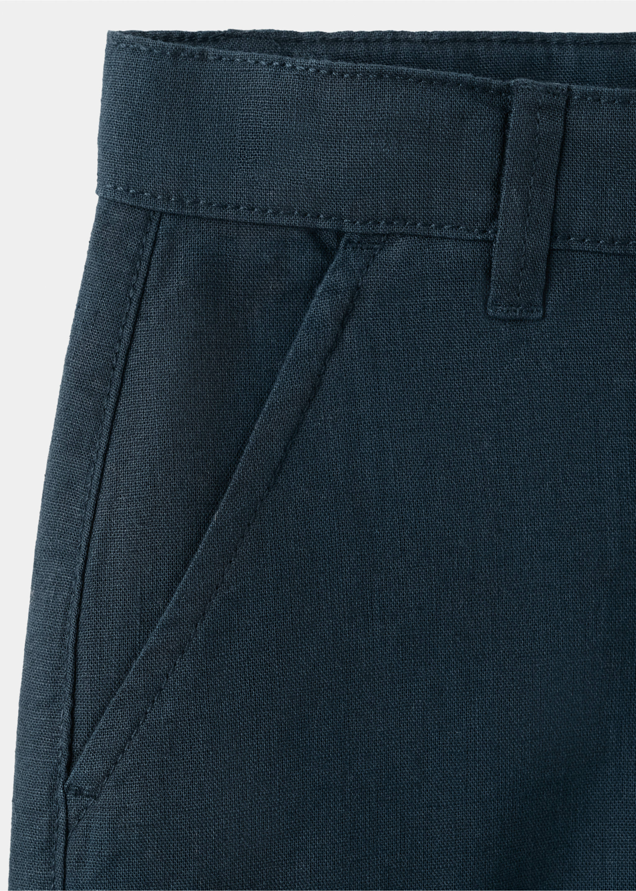 Linen-blend Bermuda shorts - Details of the article 0, Navy. Ref: 27096338-00.