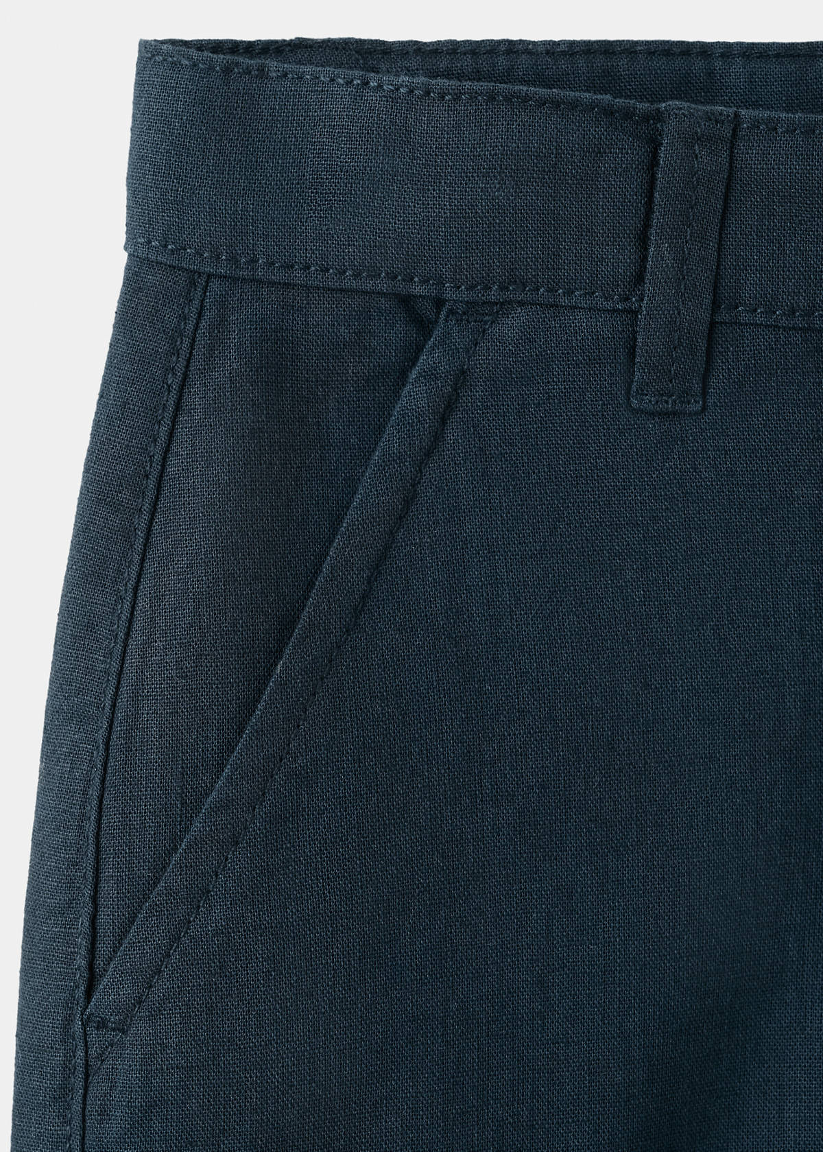 Linen-blend Bermuda shorts — Navy
