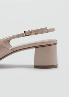 Patent leather shoes with straps and buckle — Ecru 3
