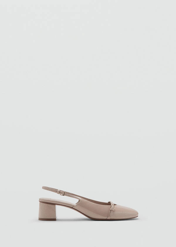 Patent leather shoes with straps and buckle — Ecru