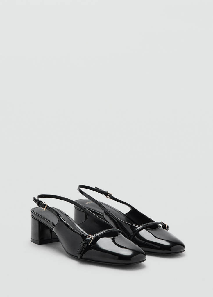 Patent leather shoes with straps and buckle — Black