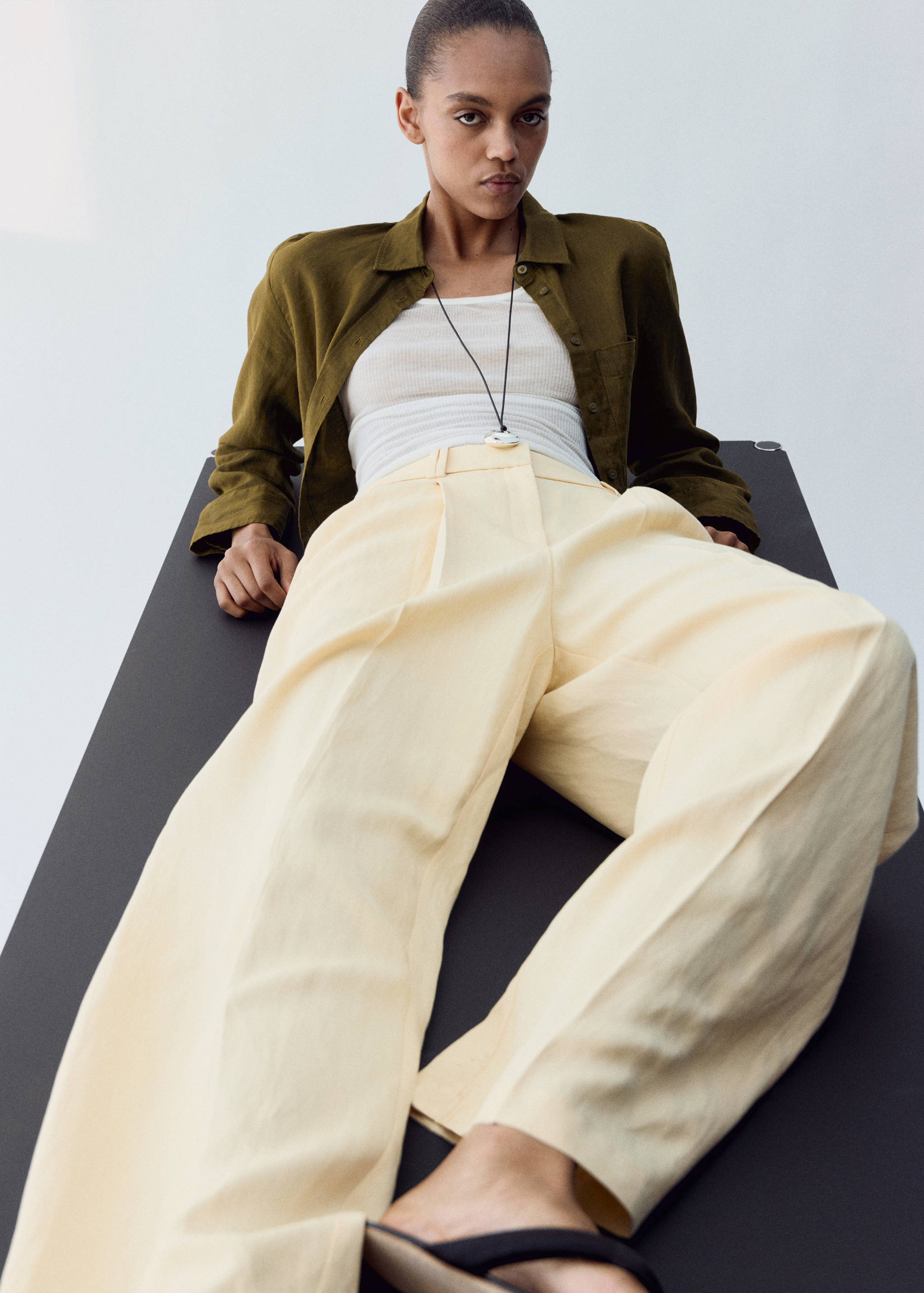 Camisa lino bolsillo - Detalle del artículo 2