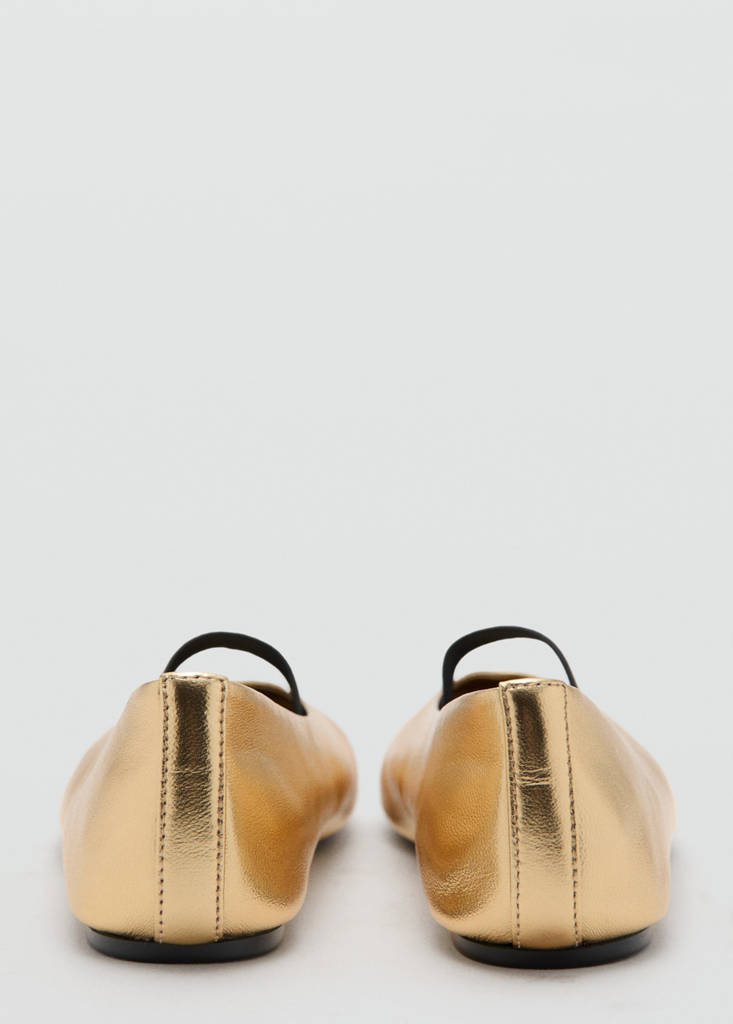 Strap leather shoes — Gold