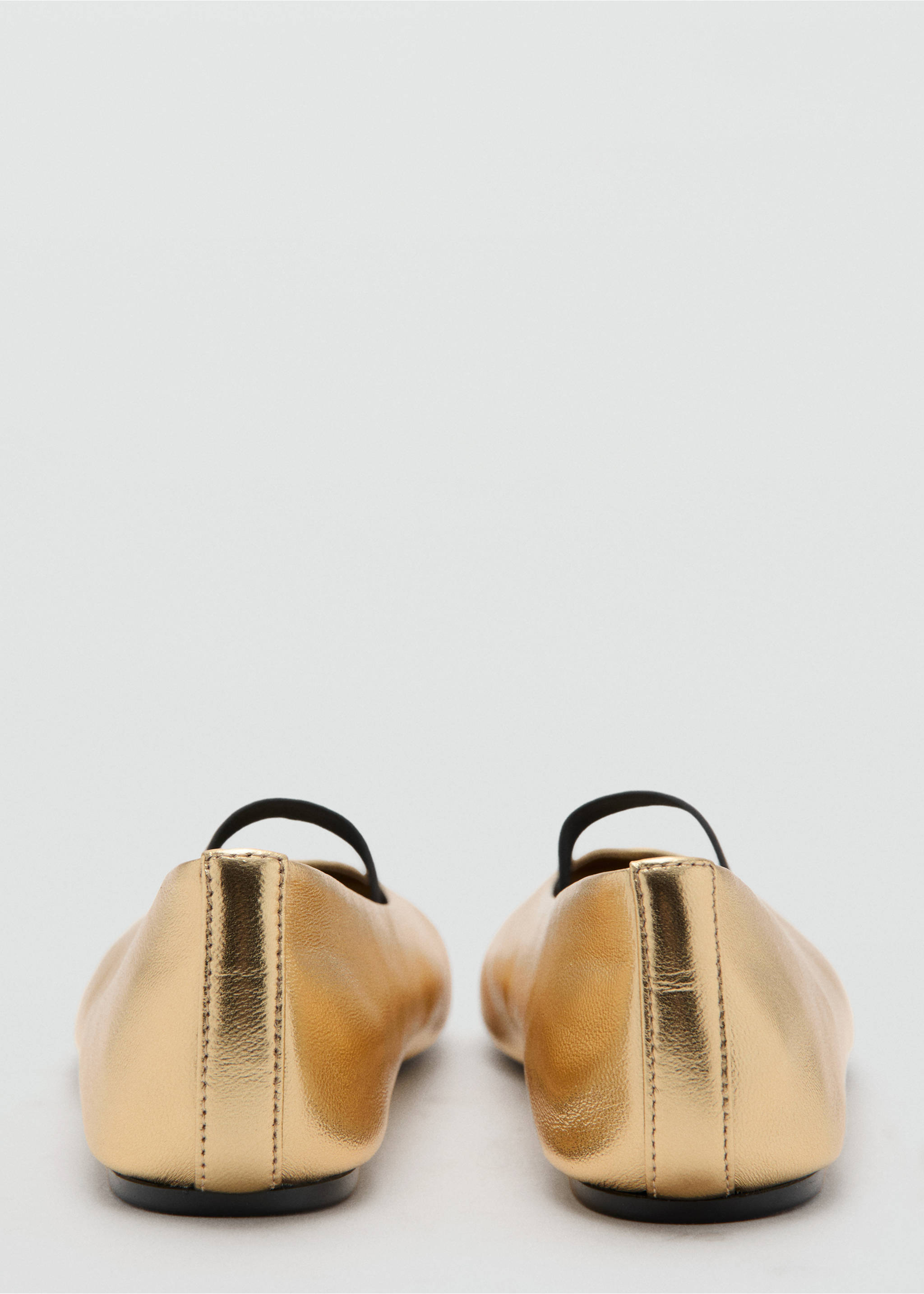 Strap leather shoes - Details of the article 2, Gold. Ref: 27096348-00.