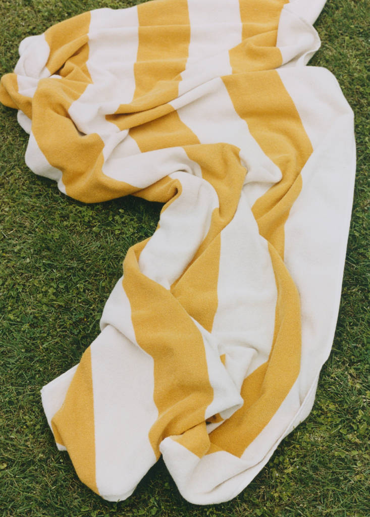 Cotton terry beach towel with stripes - thumbnail 6