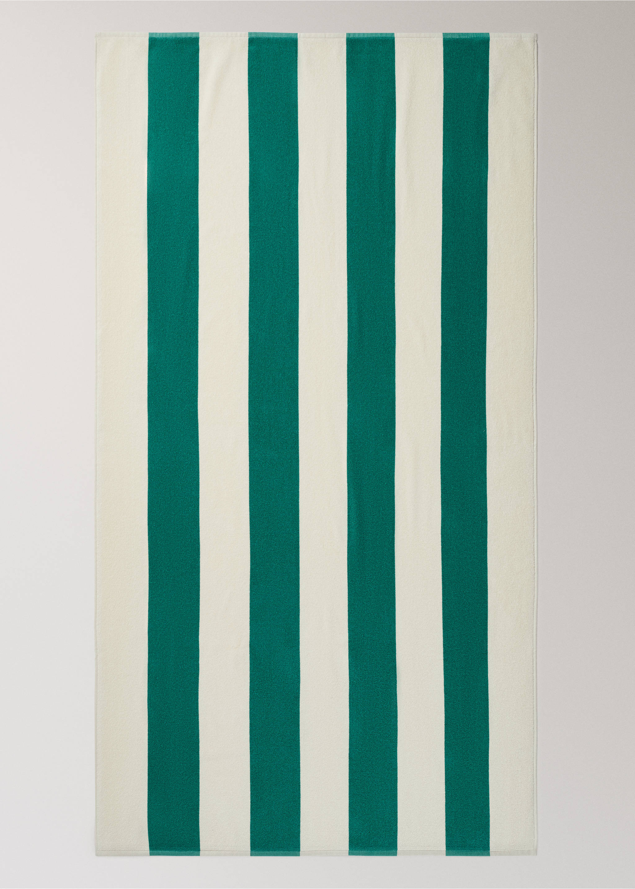 Ručnik za plažu od pamučnog frotira s prugama - Detalji artikla 3, Zelena. Ref: 27096351-00.