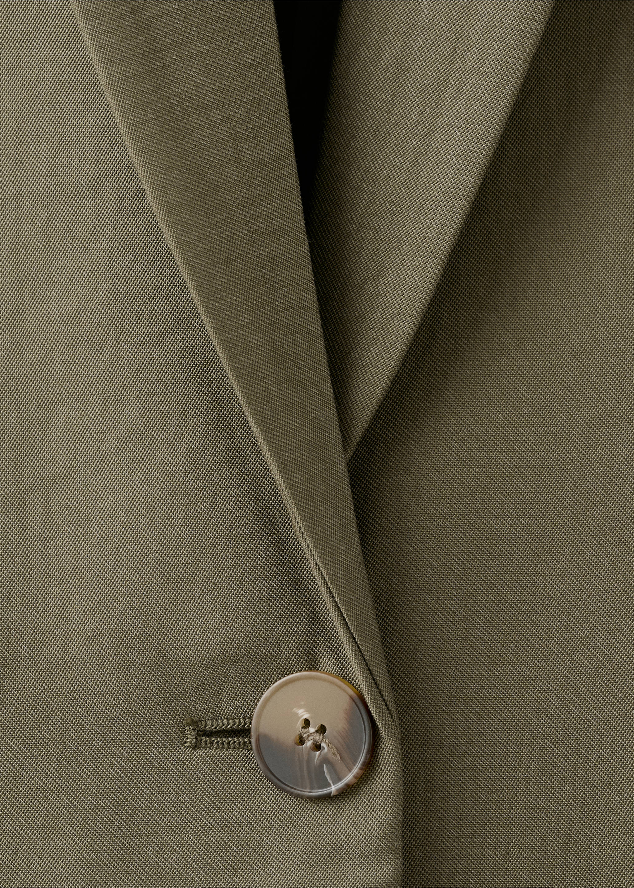 Straight suit jacket with lapel pockets - Details of the article 8, Green. Ref: 27096358-00.