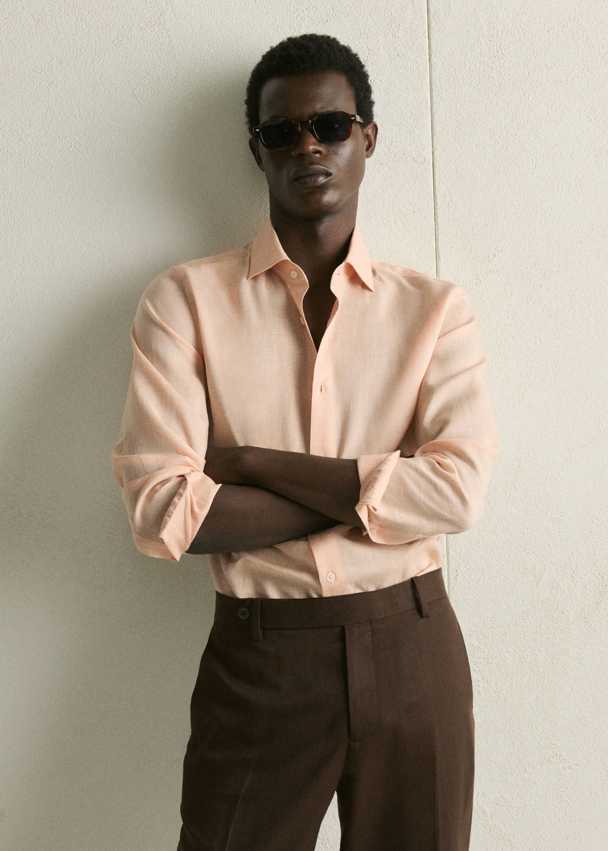 100% linen slim-fit shirt - Details of the article 5