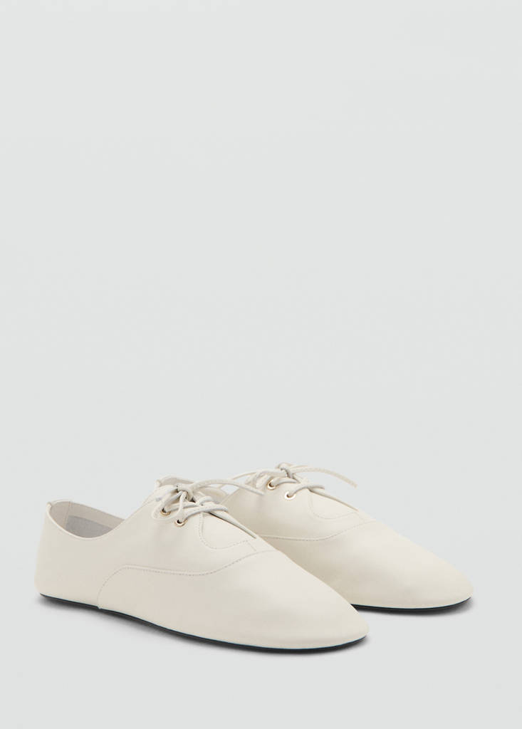 Lace-up leather shoes — Ecru