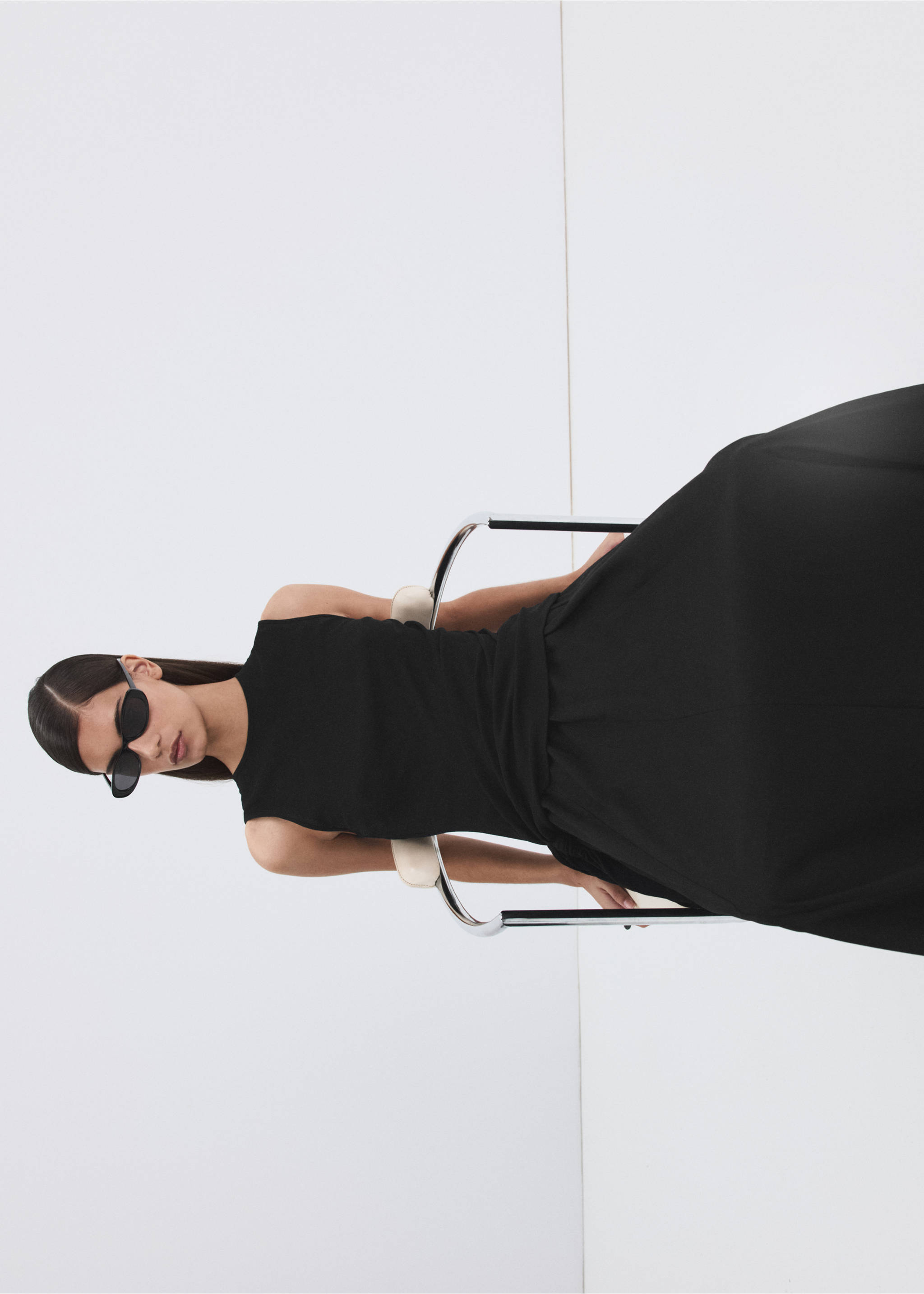 Faldilla cotó evasé - Detall de l'article 6, Negre. Ref: 27096727-00.