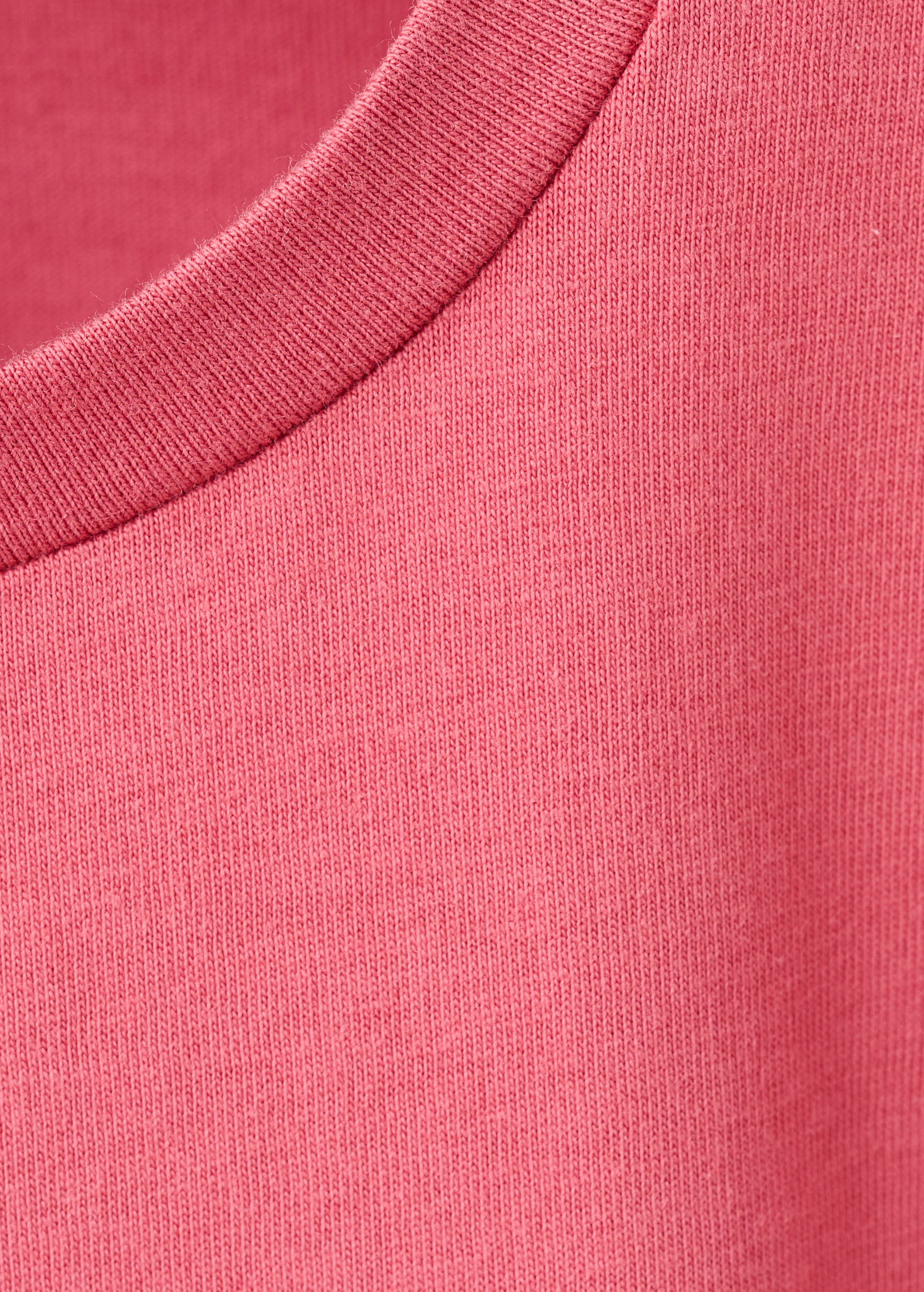 Off-the-shoulder cotton T-shirt - Details of the article 8