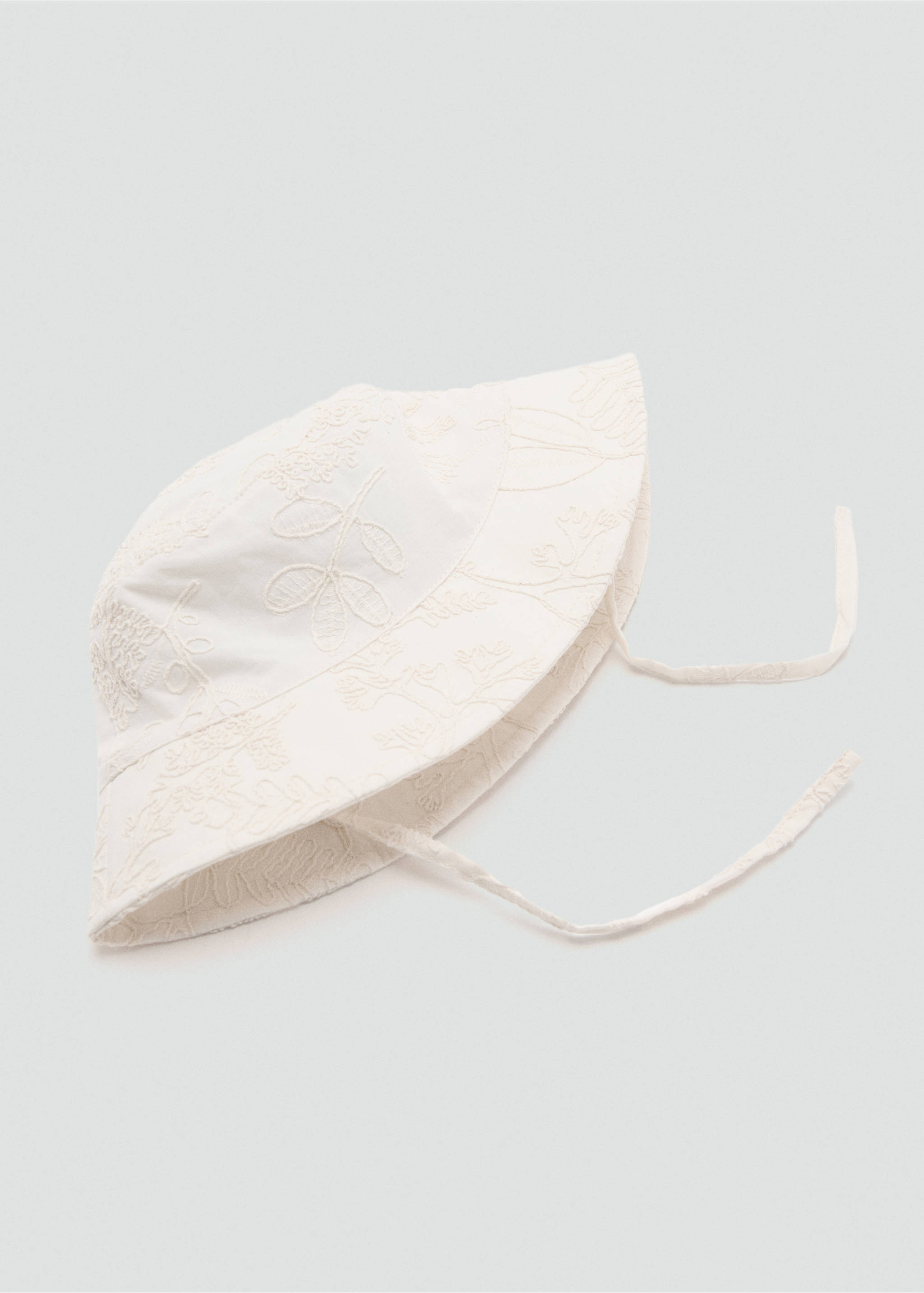 Embroidered bucket hat - Details of the article 1, Light/Pastel Grey. Ref: 27096745-00.