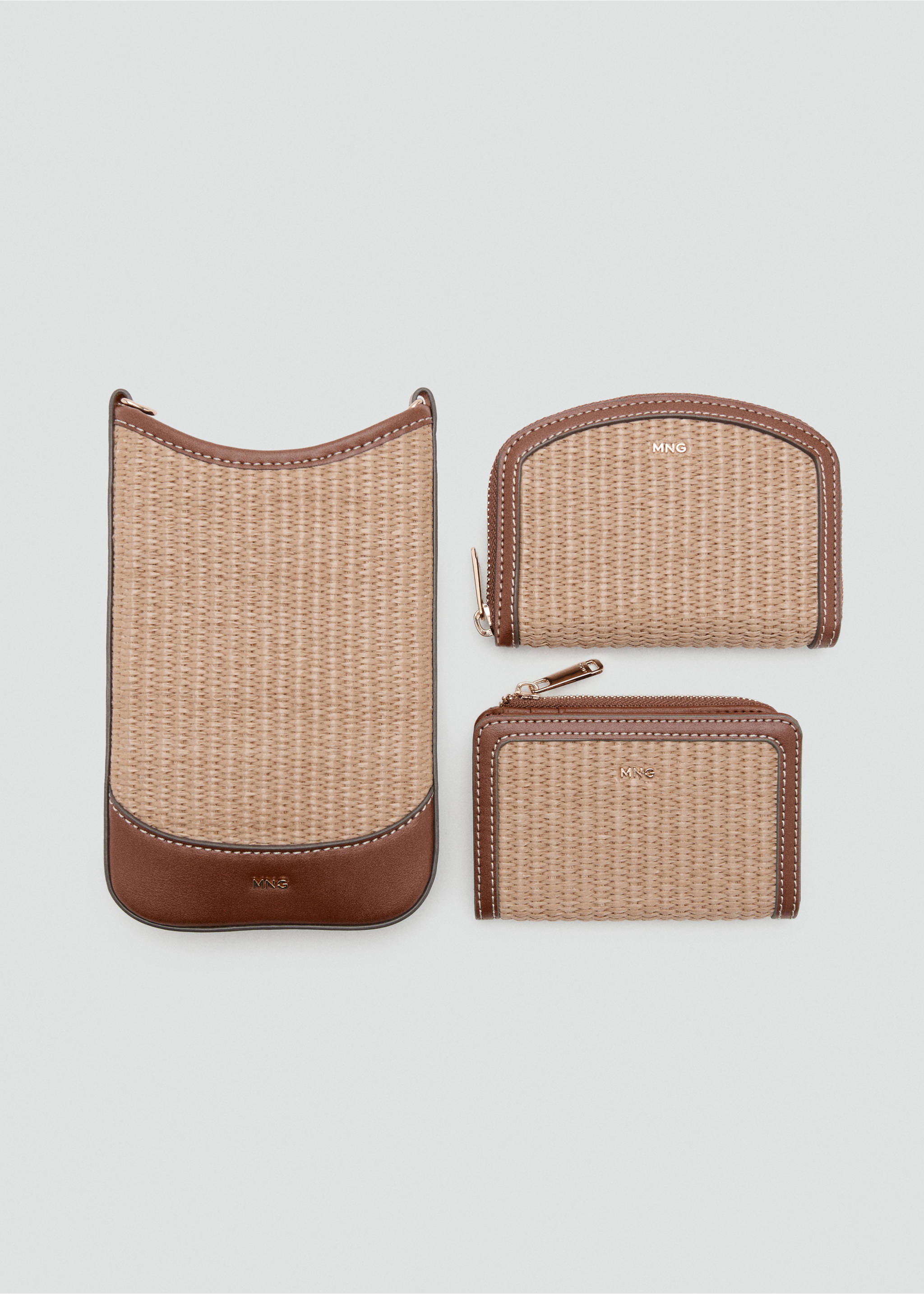 Small textured purse - Details of the article 2, Beige. Ref: 27096746-00.