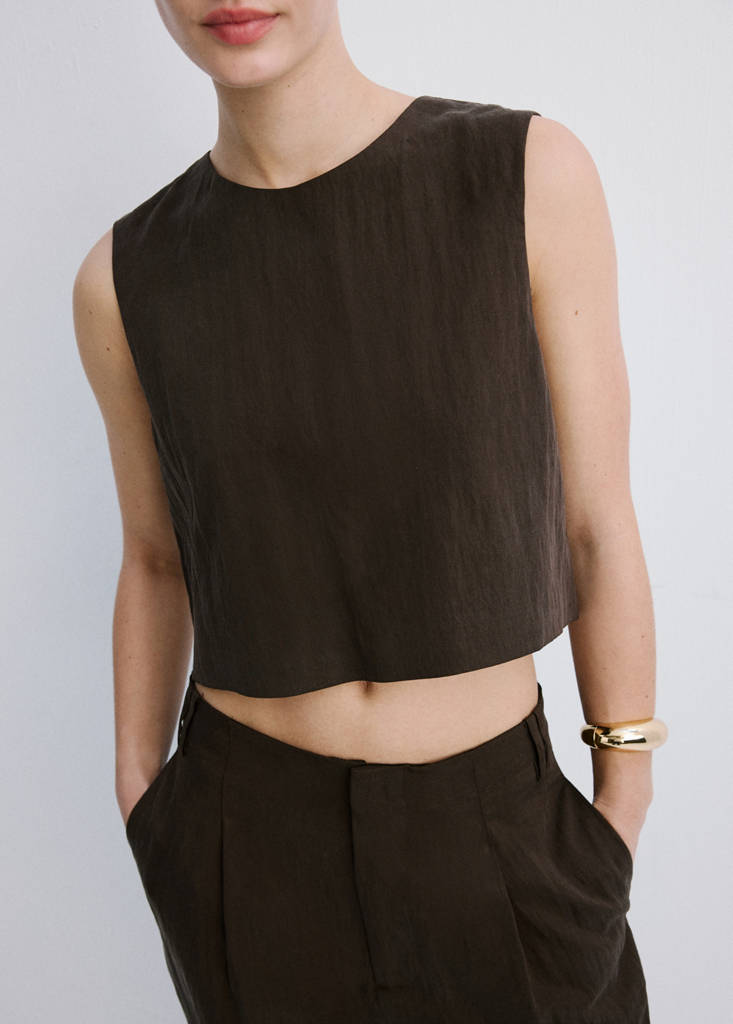 Lyocell top with buttons on the back — Chocolate
