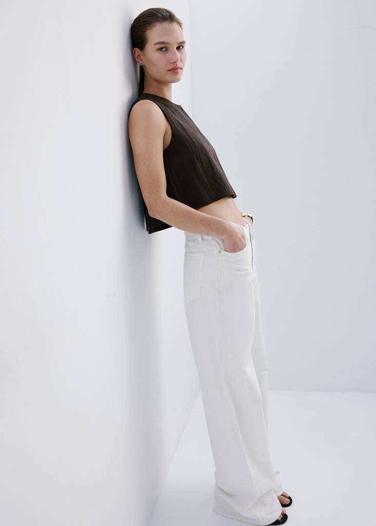 Lyocell top with buttons on the back — Chocolate