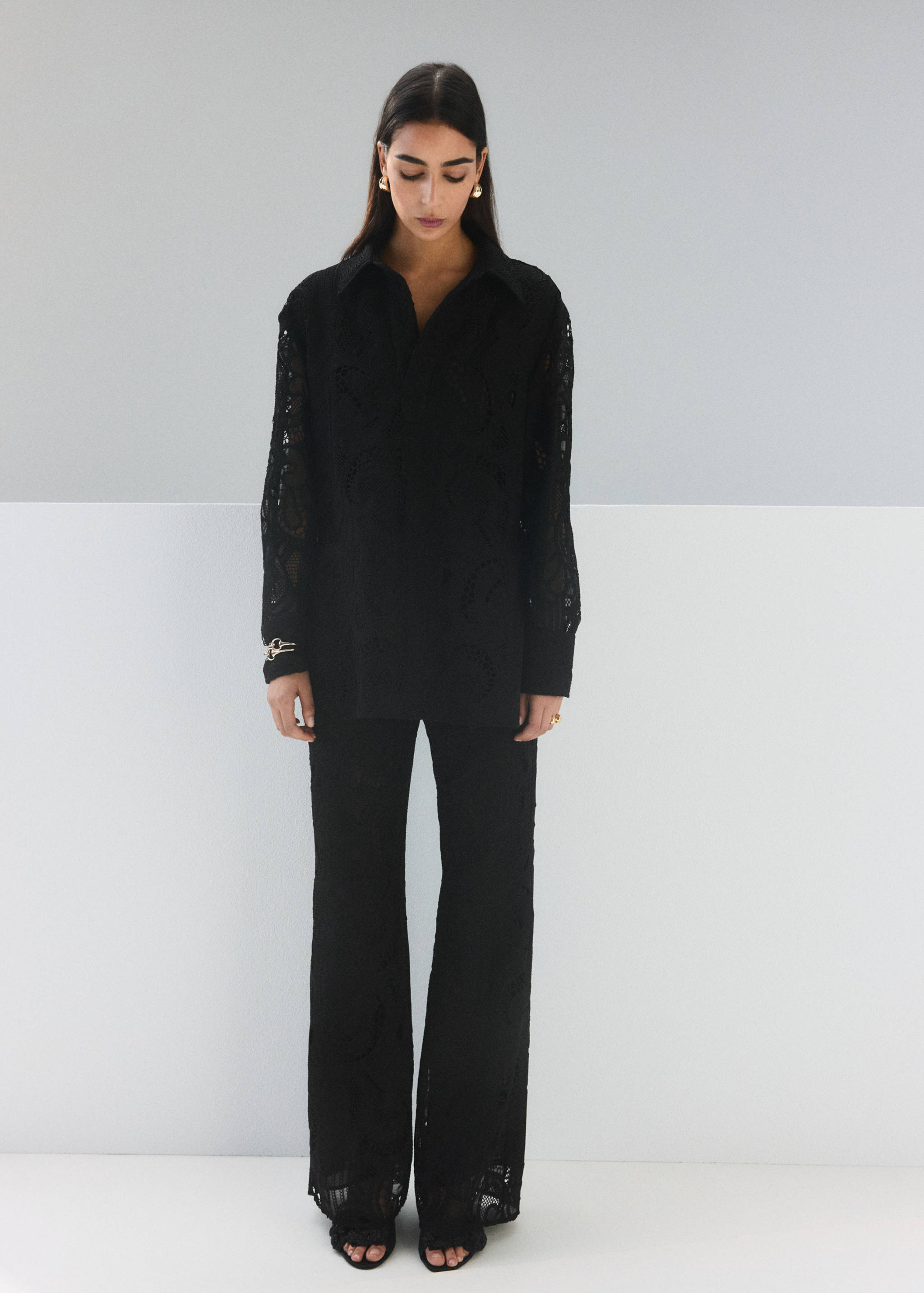 Embroidered openwork blouse - General plane